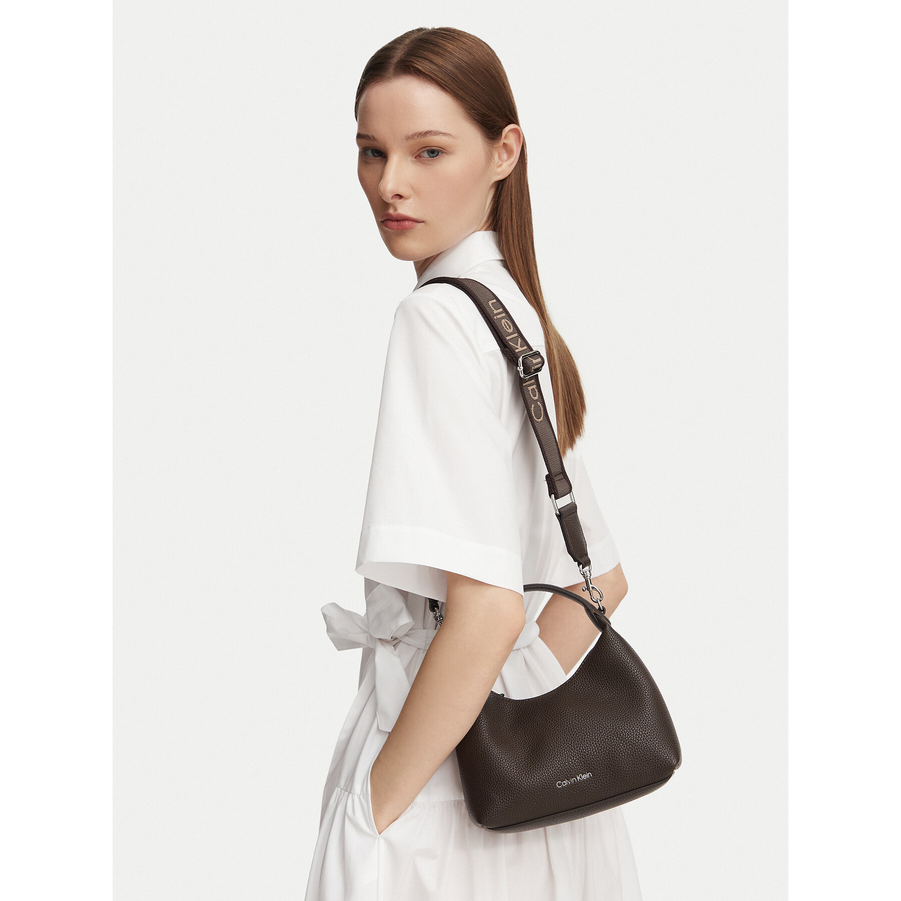 Geantă Calvin Klein LV04F3892G Maro închis