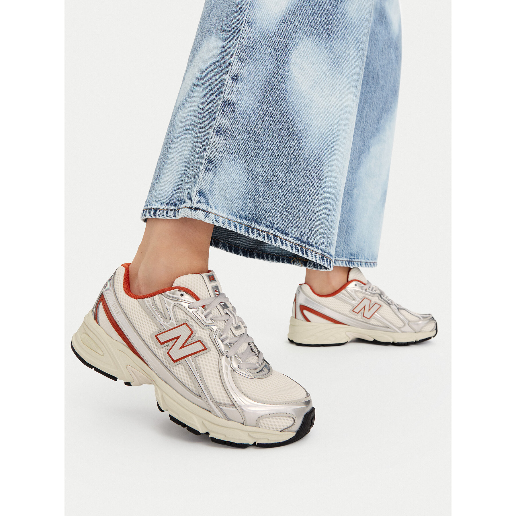 Superge New Balance U7403SB W Bež