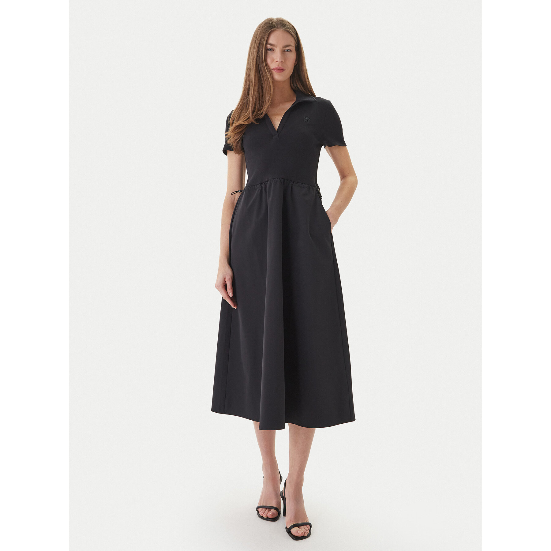 DKNY Kleid für den Alltag DJ5D9139 Schwarz Regular Fit