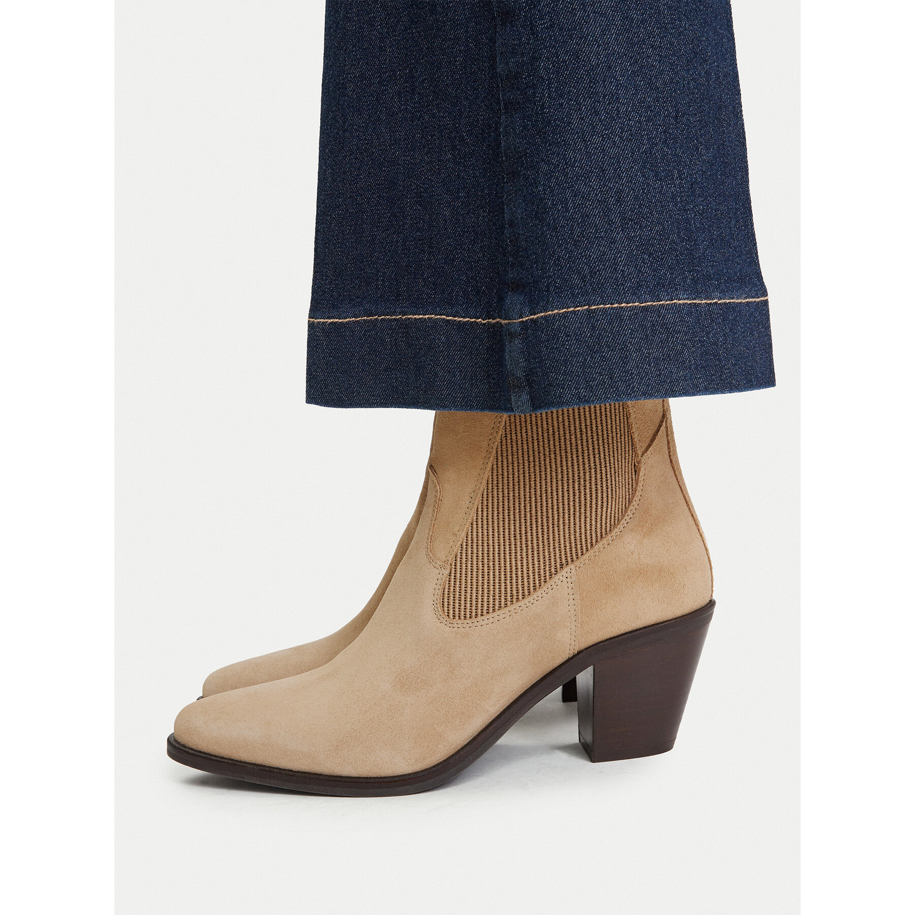 Čizme Tommy Hilfiger Suede Western Chelsea Boot FW0FW09581 Bež