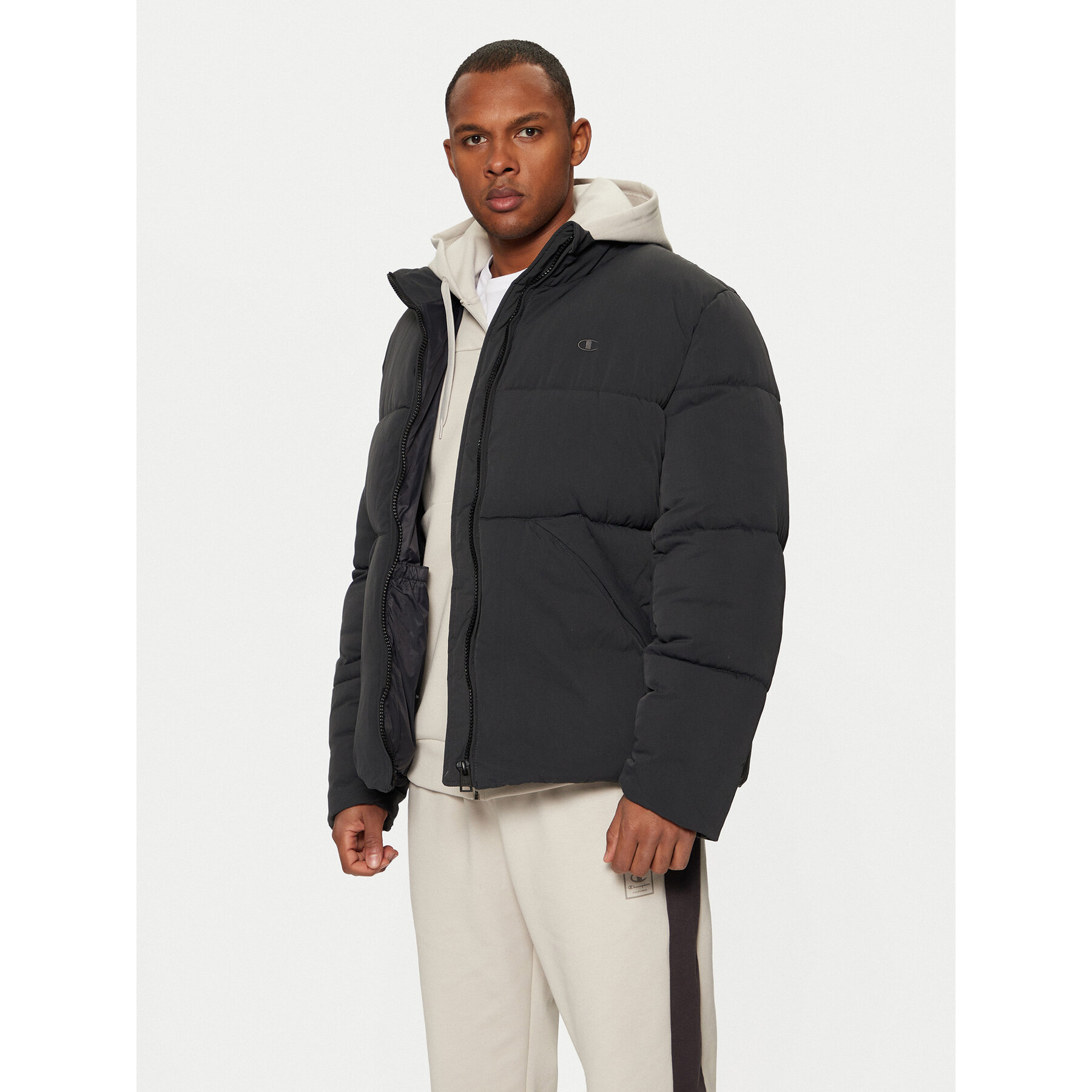 Champion Daunenjacke 220348 Schwarz Regular Fit
