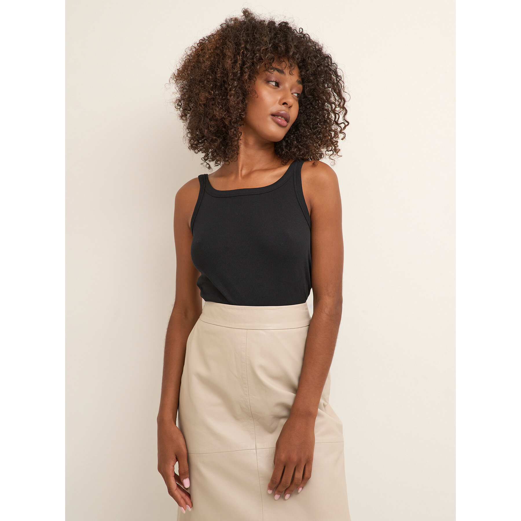 Kaffe Kaffe Τοπ Carna 10507348 Μαύρο Shaped Fit