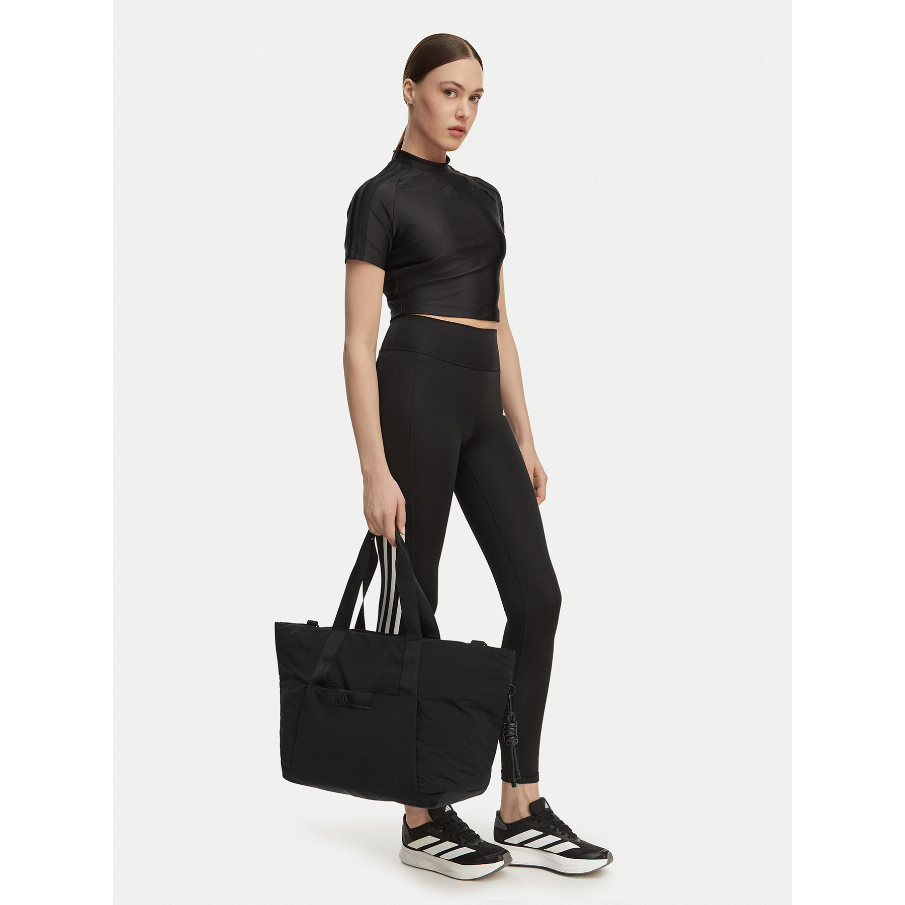 Kabelka adidas FAVORITE DUFFEL JZ2137 Čierna