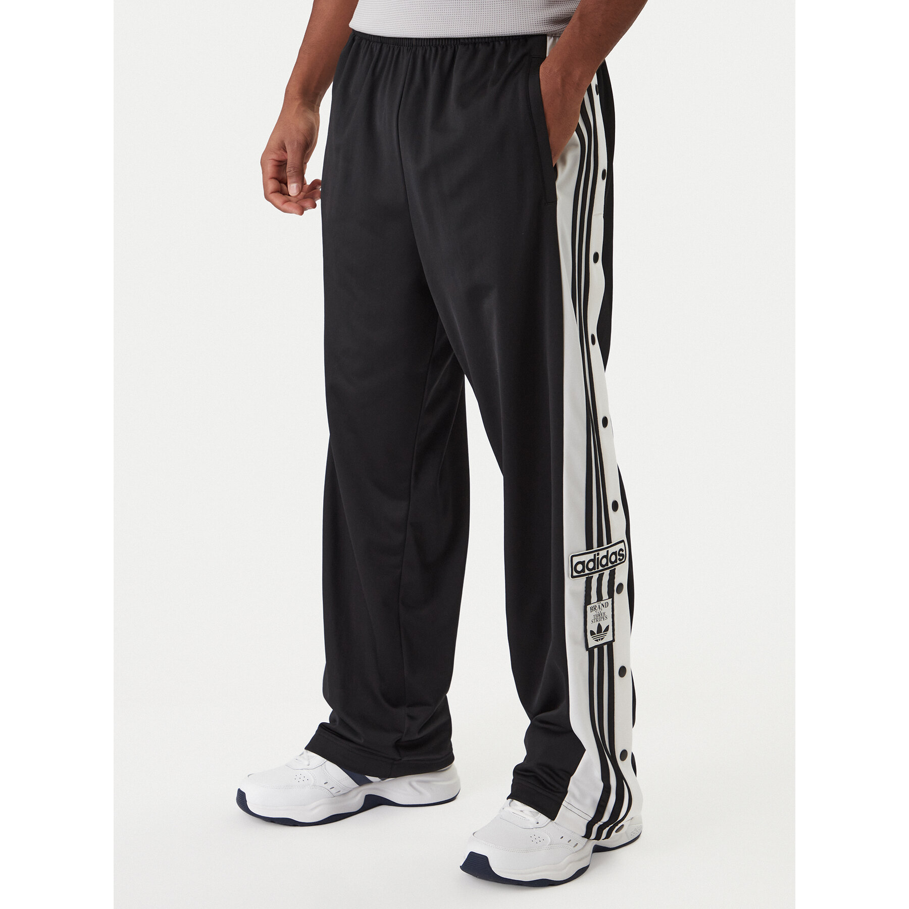 adidas Jogginghose Adibreak Classic KD4094 Schwarz Regular Fit