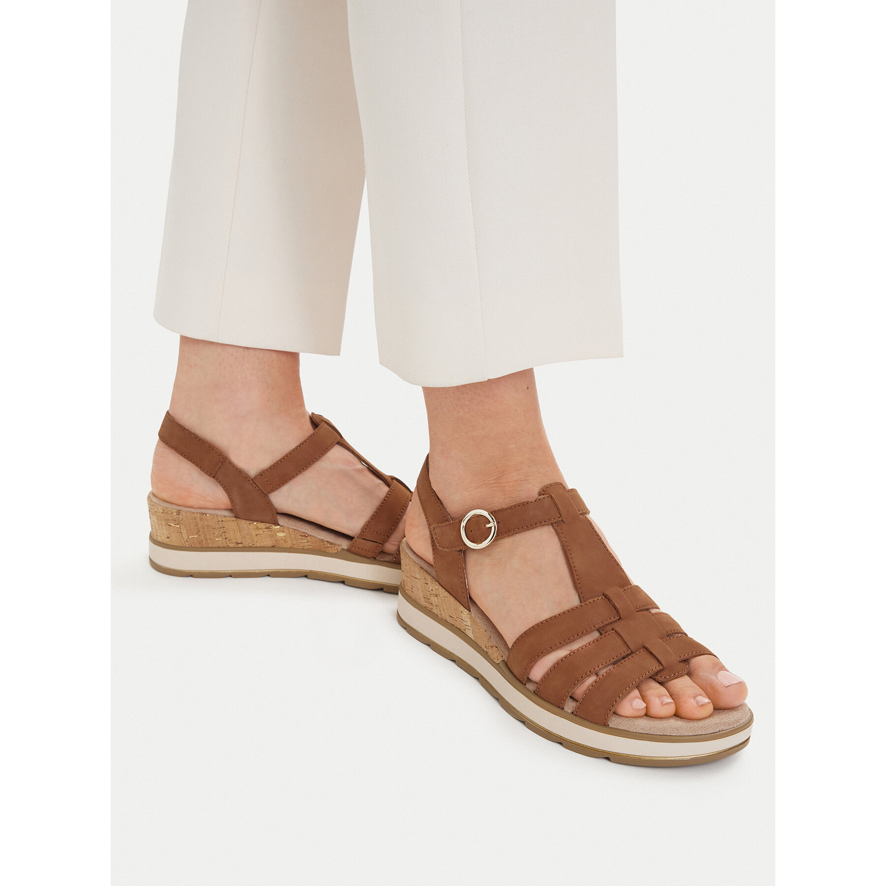 Sandali Caprice 9-28709-44 Rjava