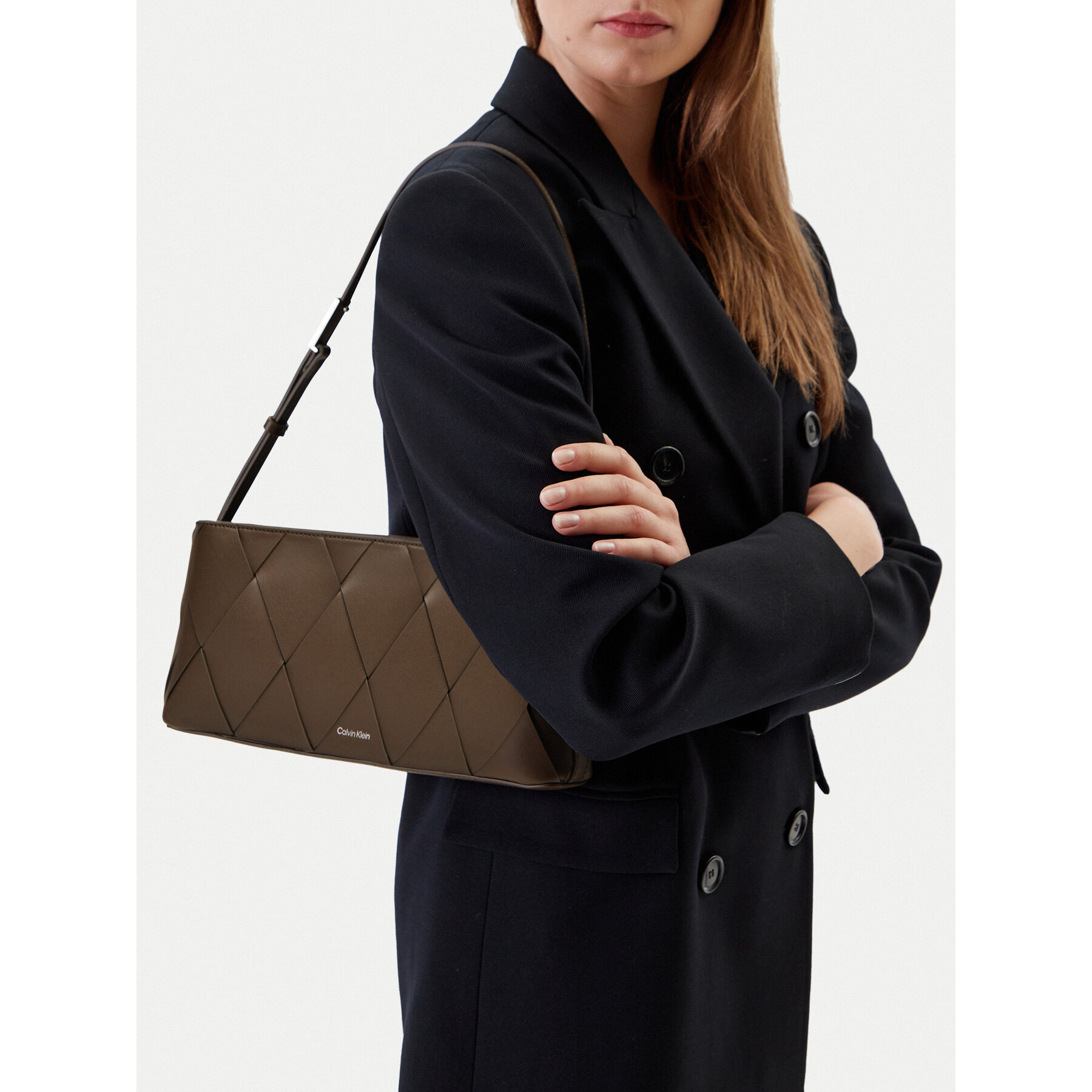 Soma Calvin Klein Ck Woven Elongated Shoulder Bag K60K612992 Brūns