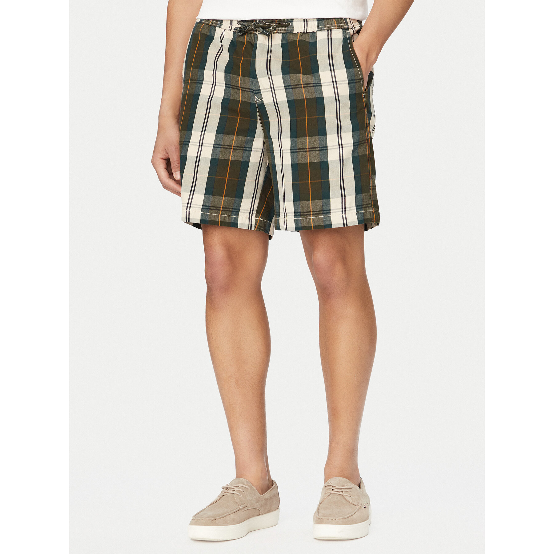 Barbour Stoffshorts MST0081TN51 Grün Regular Fit