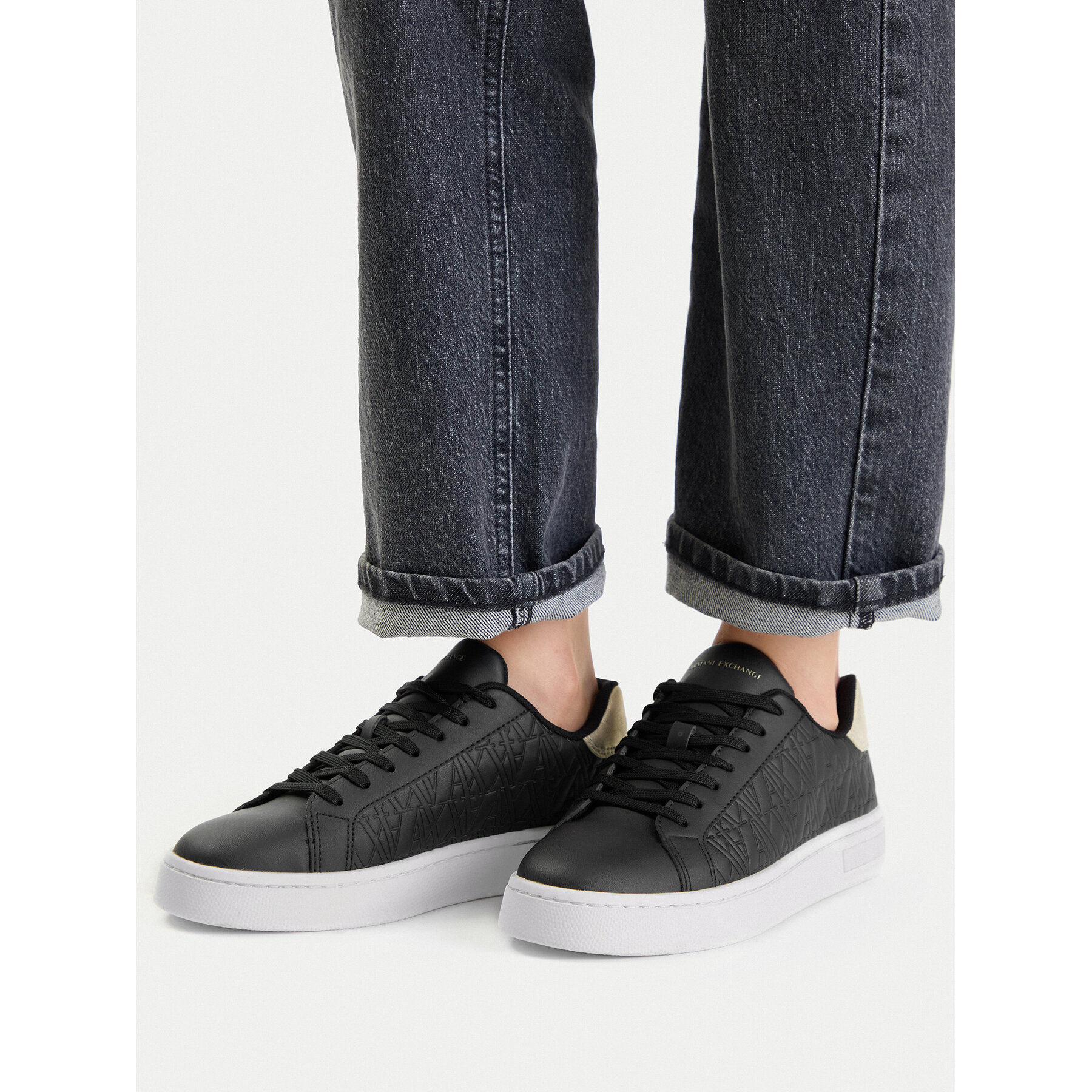 Tenisice Armani Exchange XDX165 XV891 T780 Crna