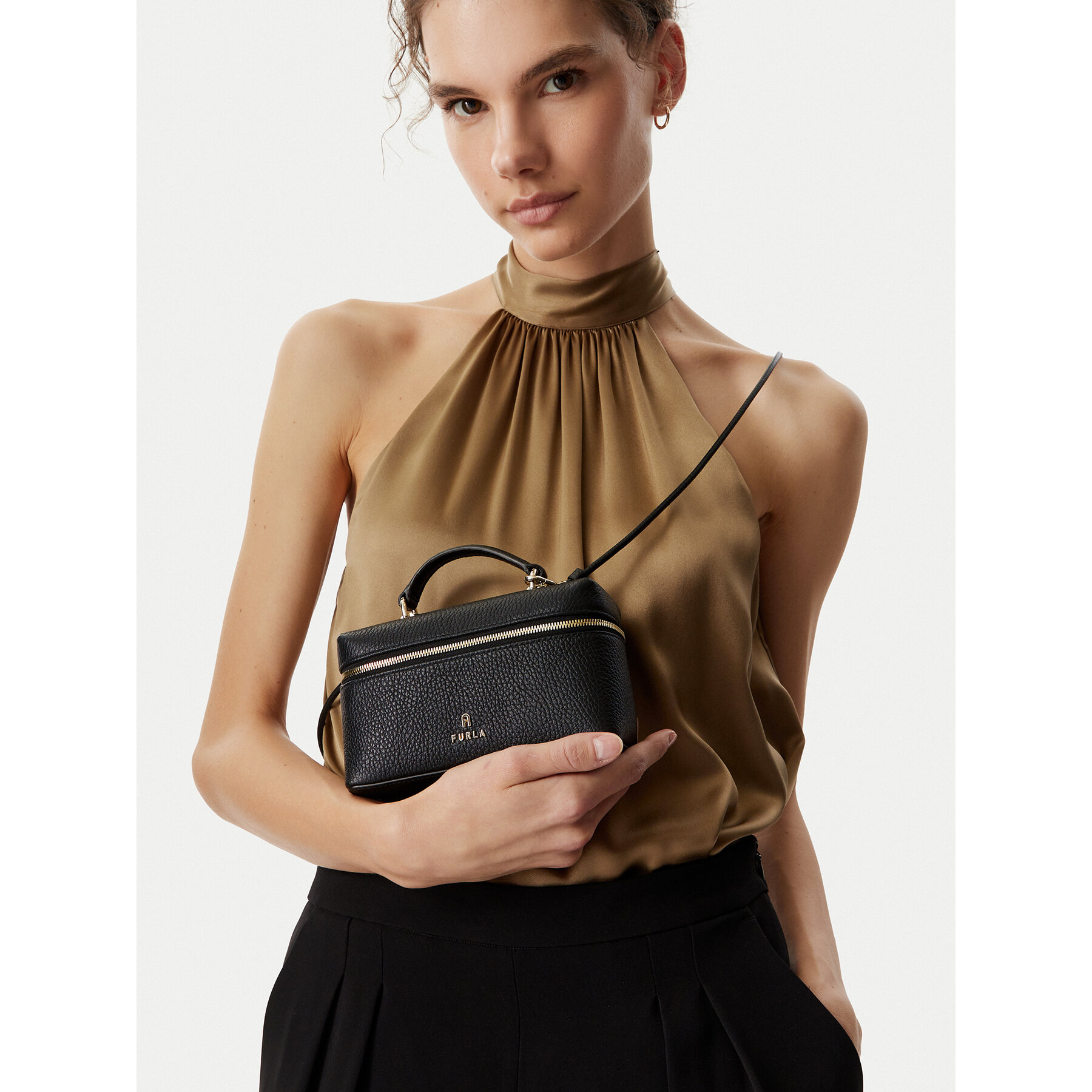 Geantă Furla Camelia Micro WE00625 HSF000 CN O6000 Negru