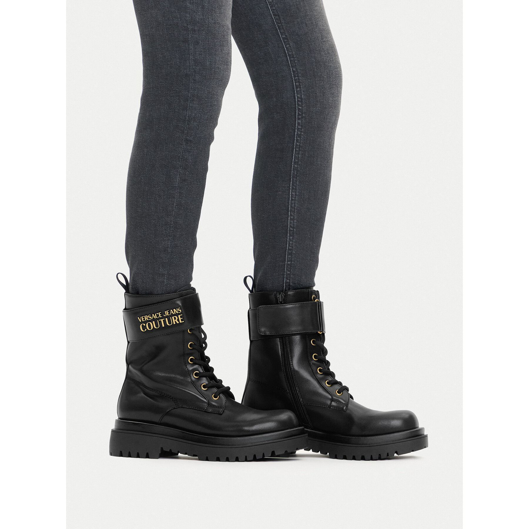 Gležnjače Versace Jeans Couture 79VA3S64 Crna