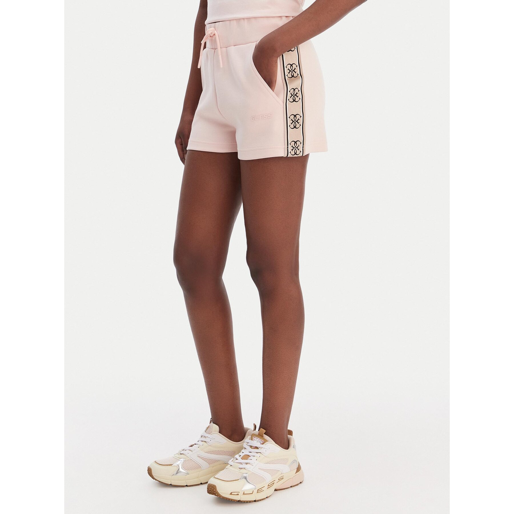 Guess Sportshorts V3GD13 KB3P2 Rosa Regular Fit