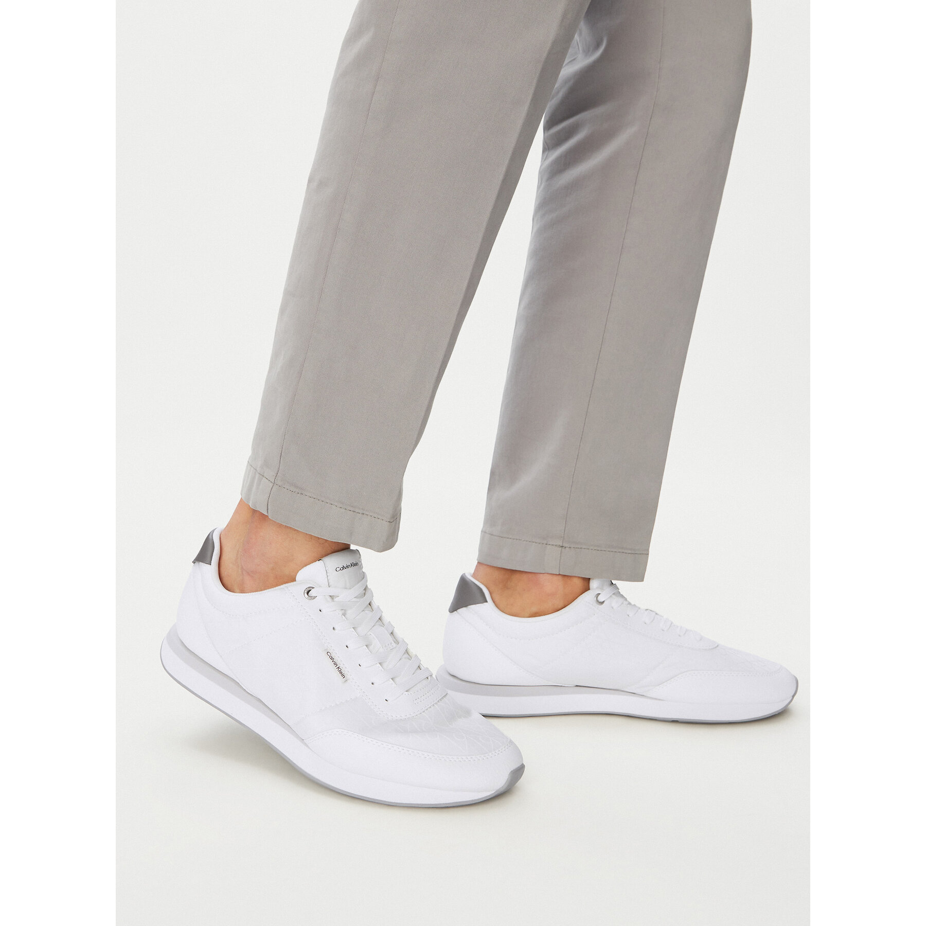 Sneakers Calvin Klein Retro Runner T Lth Aop Ny HM0HM02213 Alb