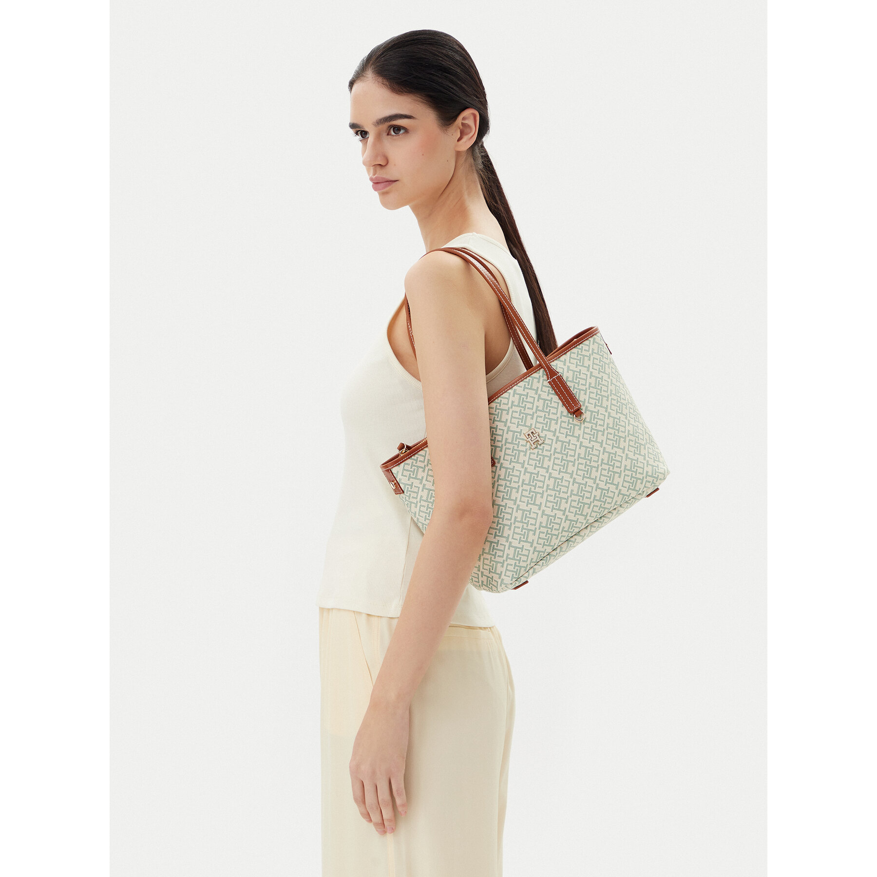 Дамска чанта Tommy Hilfiger Th Monoplay Leather Mini Tote AW0AW17415 Зелен