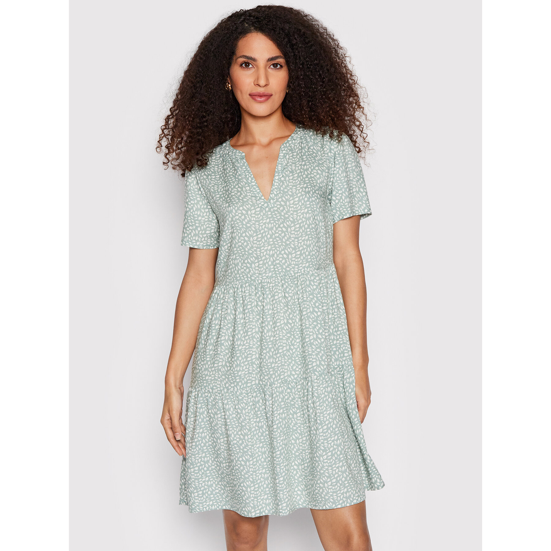 Only Kleid Für Den Alltag Zally 15262674 Grün Relaxed Fit