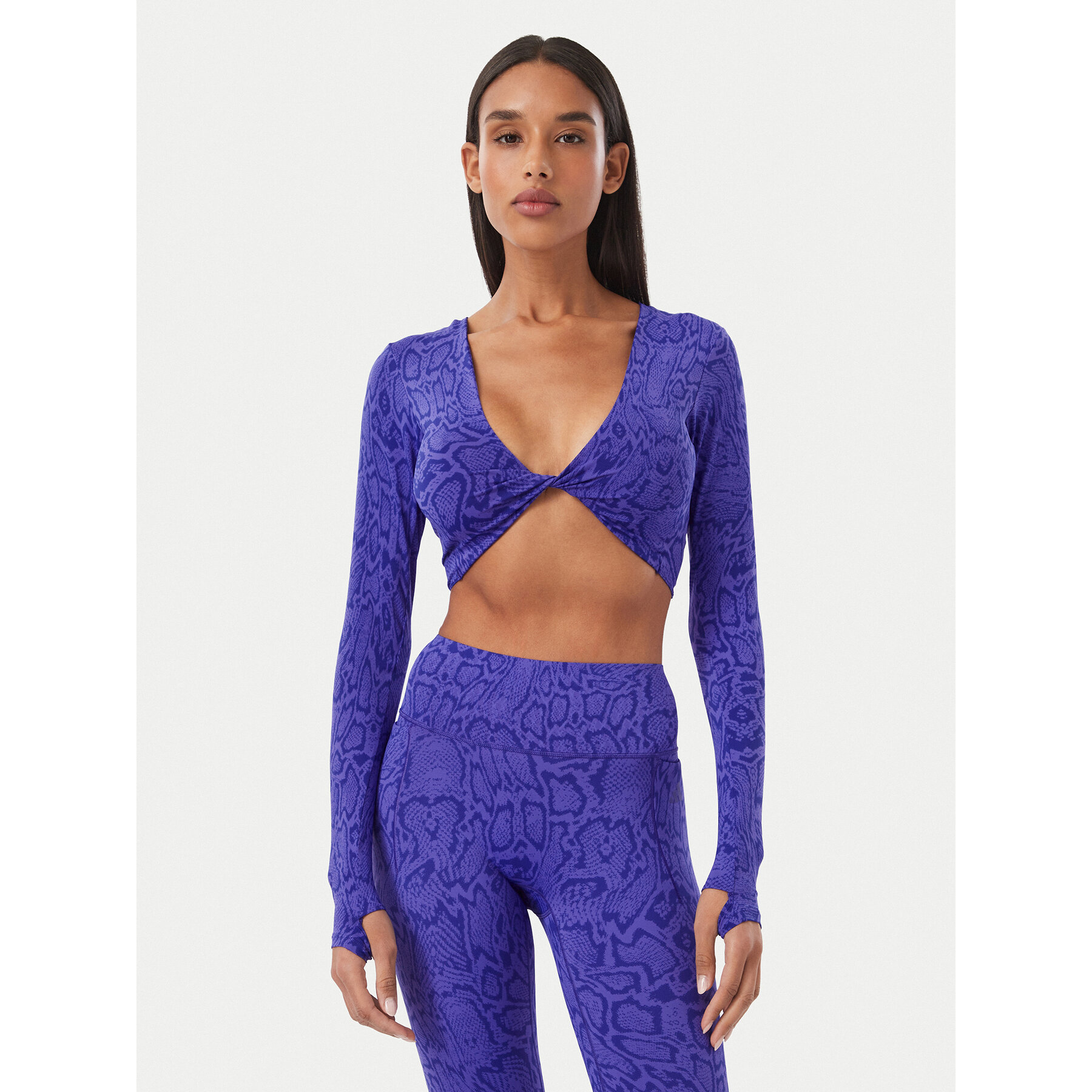 adidas Technisches T-Shirt Primelift Workout Snake Twist Reversible Long Sleeve T-Shirt KT4022 Violett Slim Fit