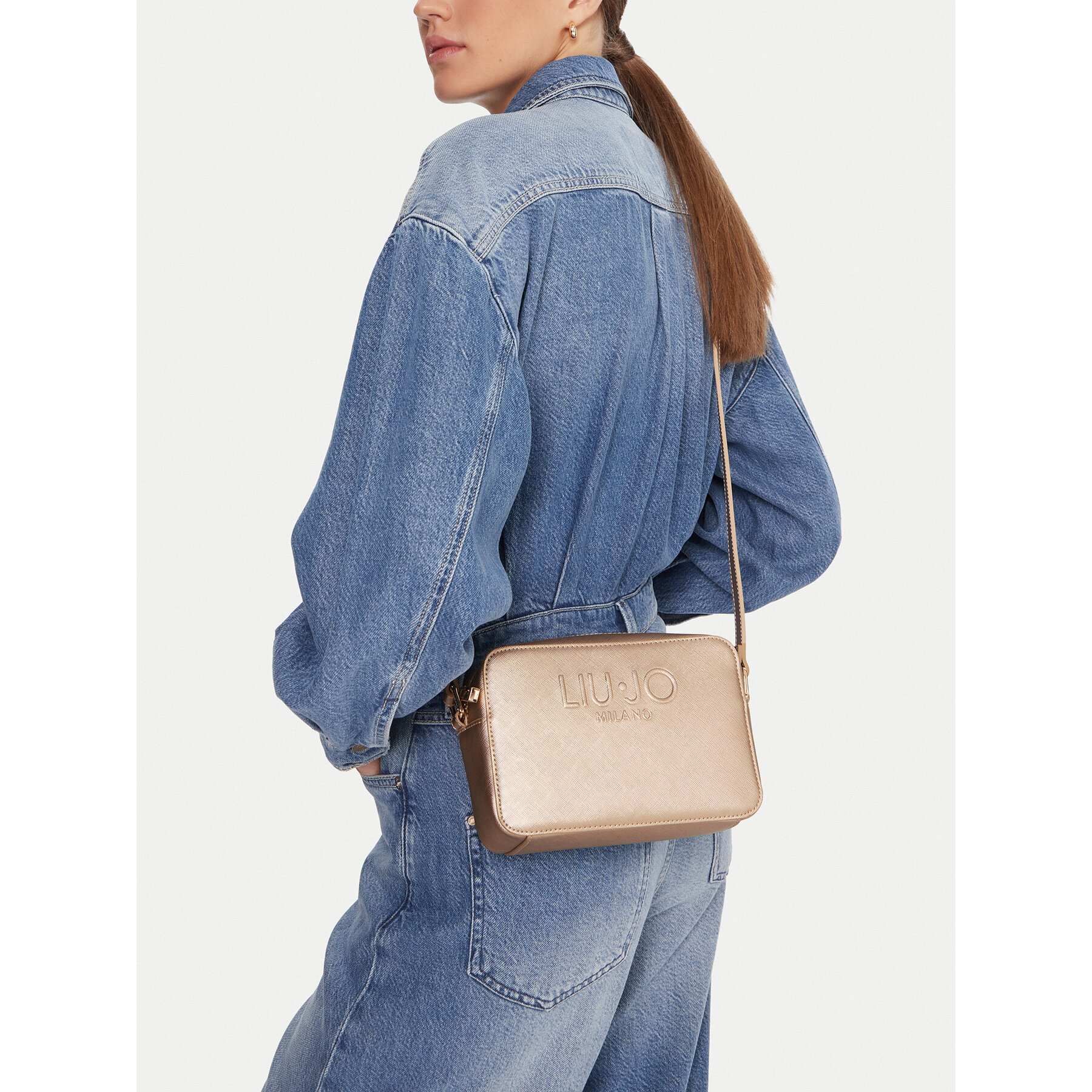 Дамска чанта Liu Jo Halona AF5153 E0087 Златист