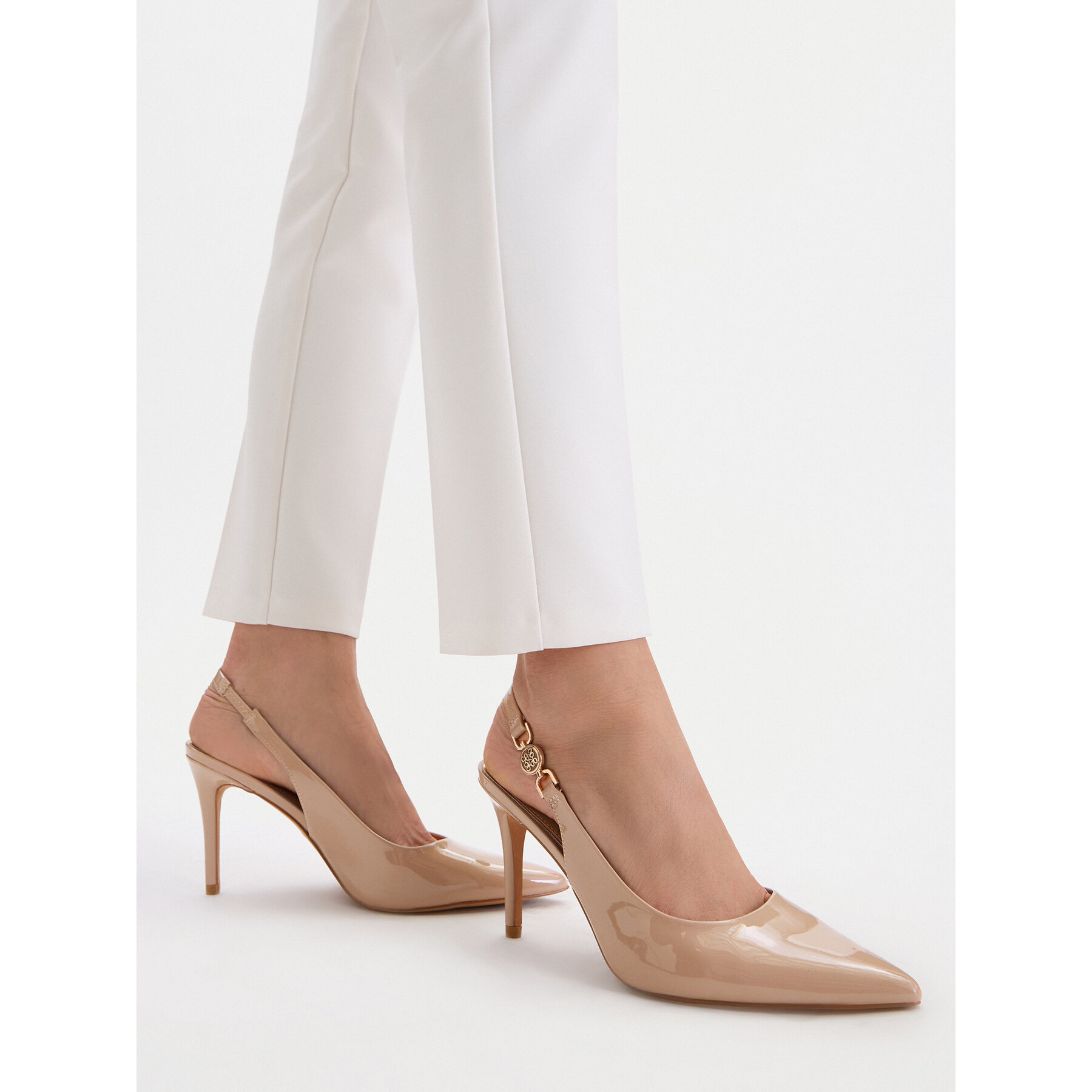 Augstpapēžu kurpes Nine West CEO-CD23029-2 Bēšs