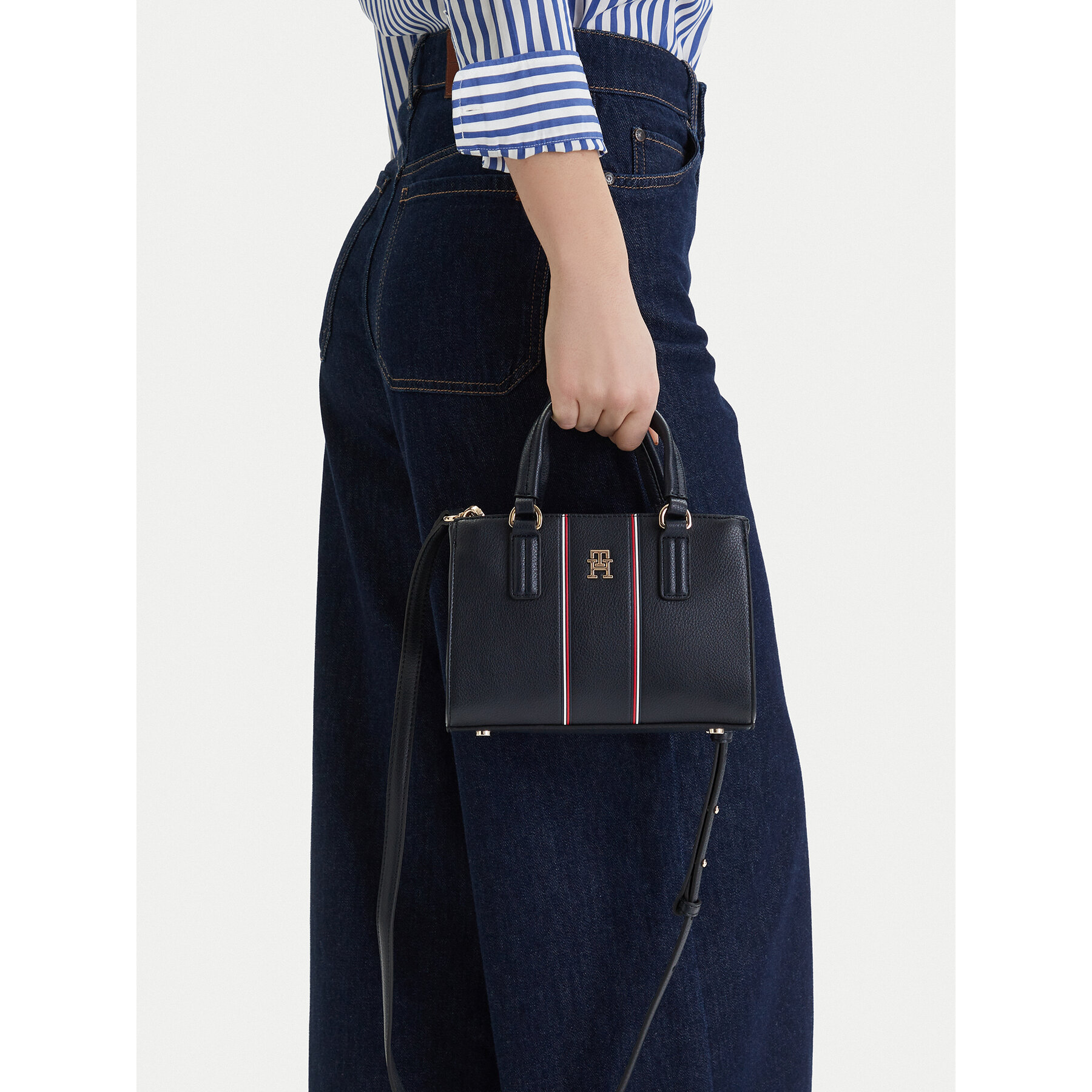 Táska Tommy Hilfiger Th Daily Mini Tote Corp AW0AW18642 Sötétkék