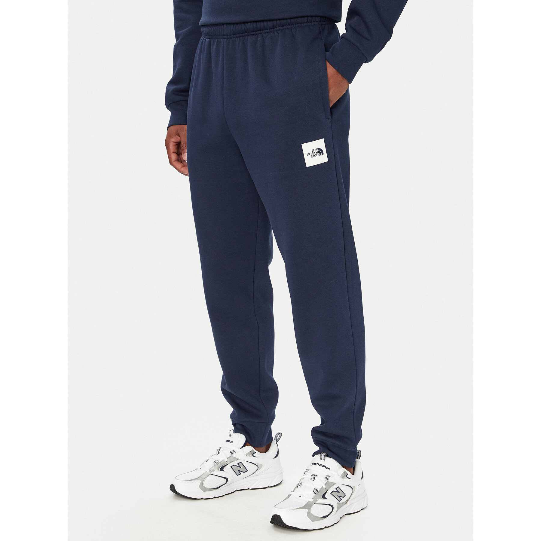 The North Face Jogginghose Box Half Dome NF0A8JB0 Dunkelblau Regular Fit