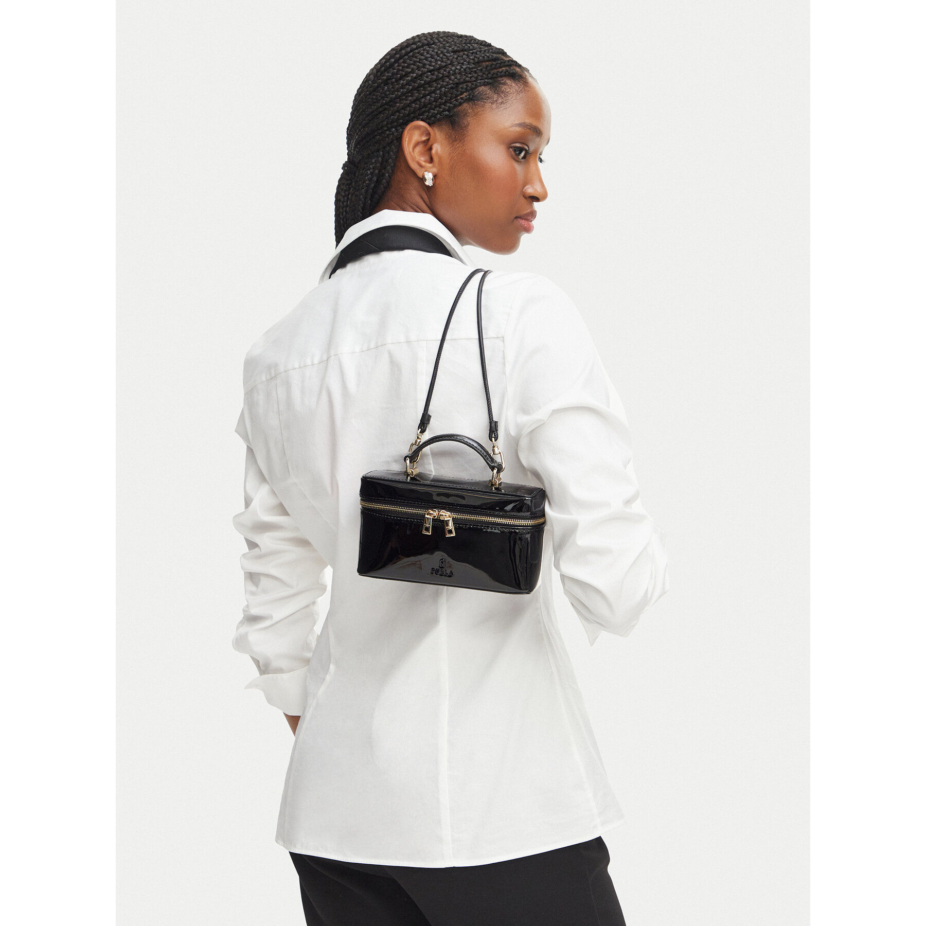 Ročna torba Furla Camelia Micro WE00780 BX0246 O6000 Črna