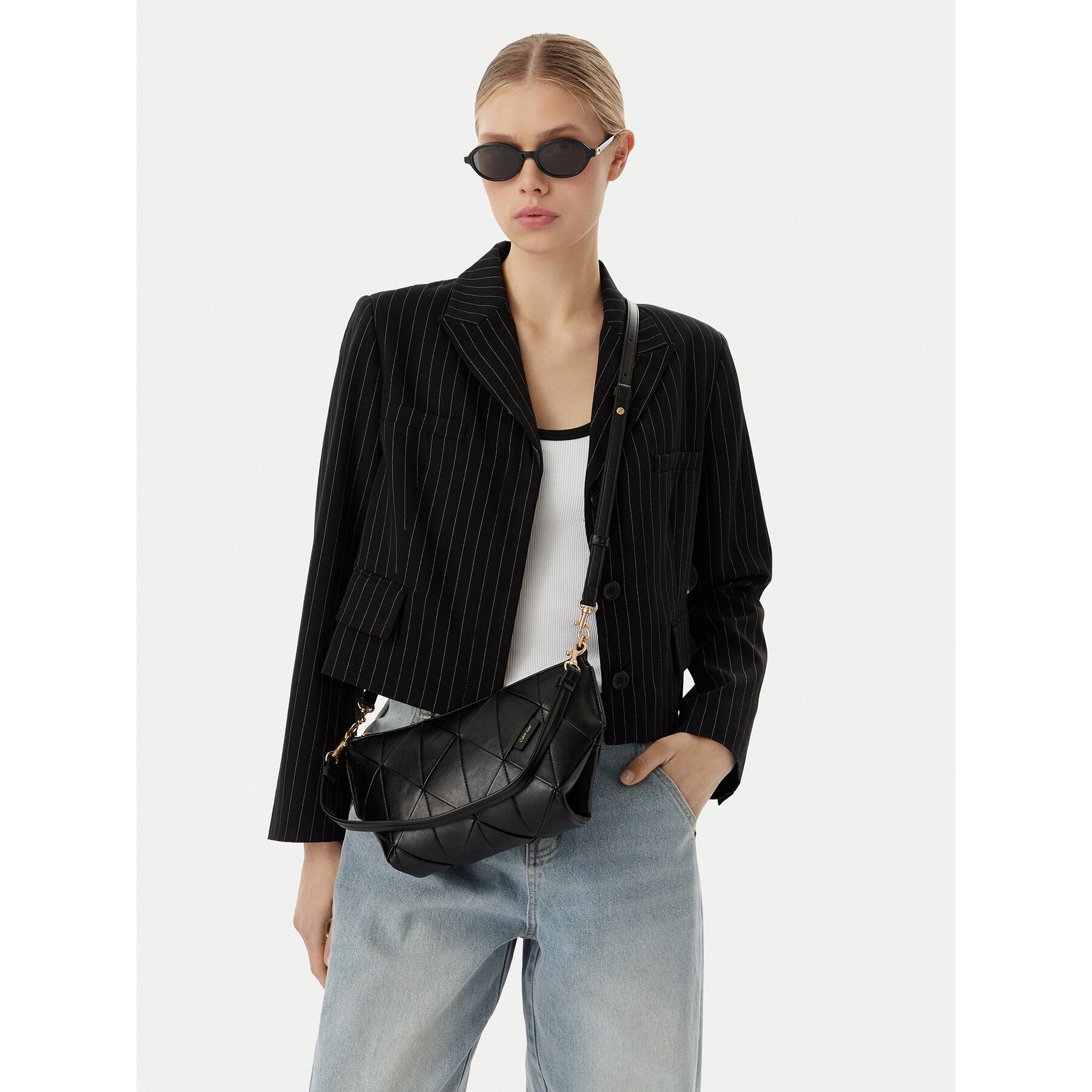 Kabelka Calvin Klein Woven LV04F3546G Čierna