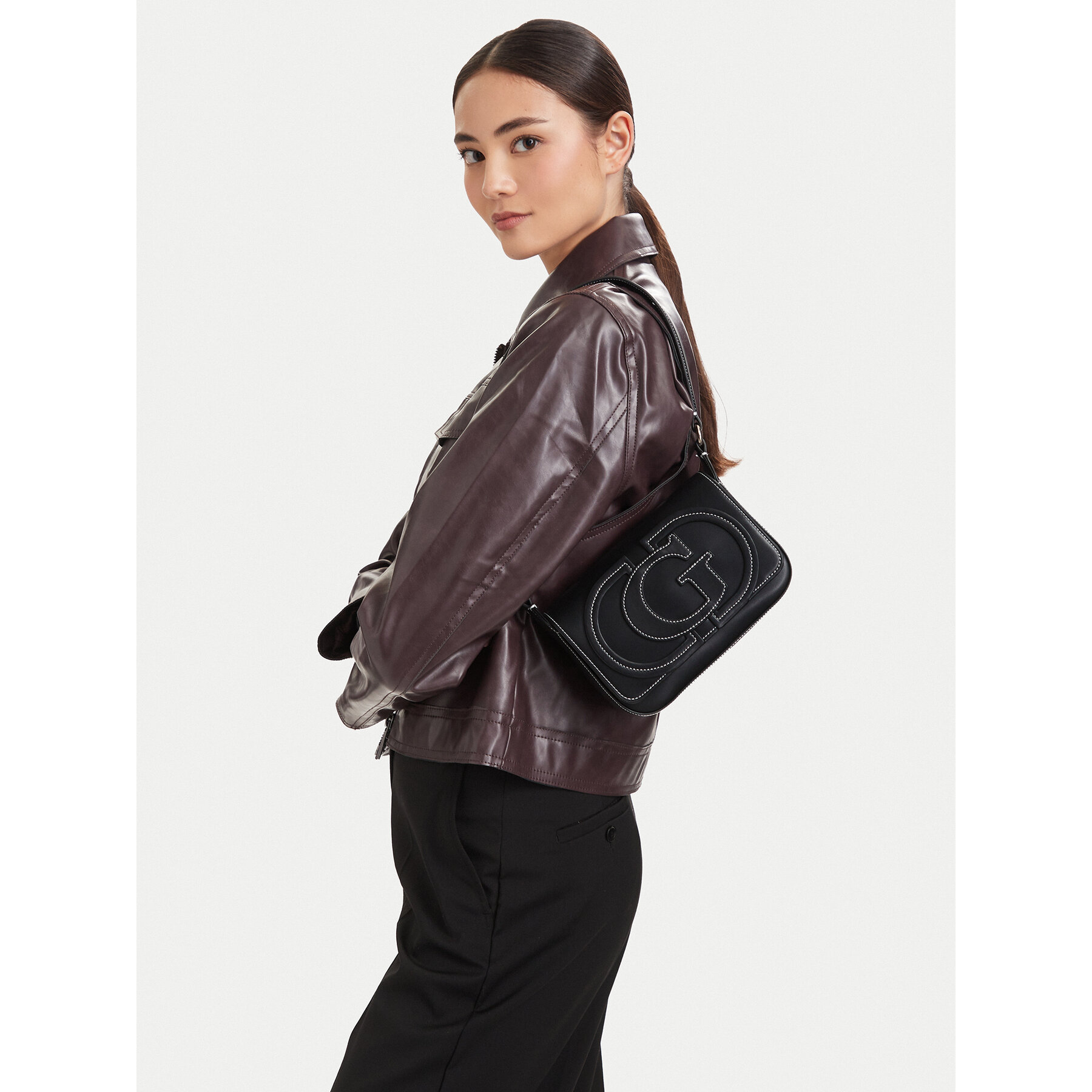 Geantă Guess Ruby HWVG97 40190 Negru