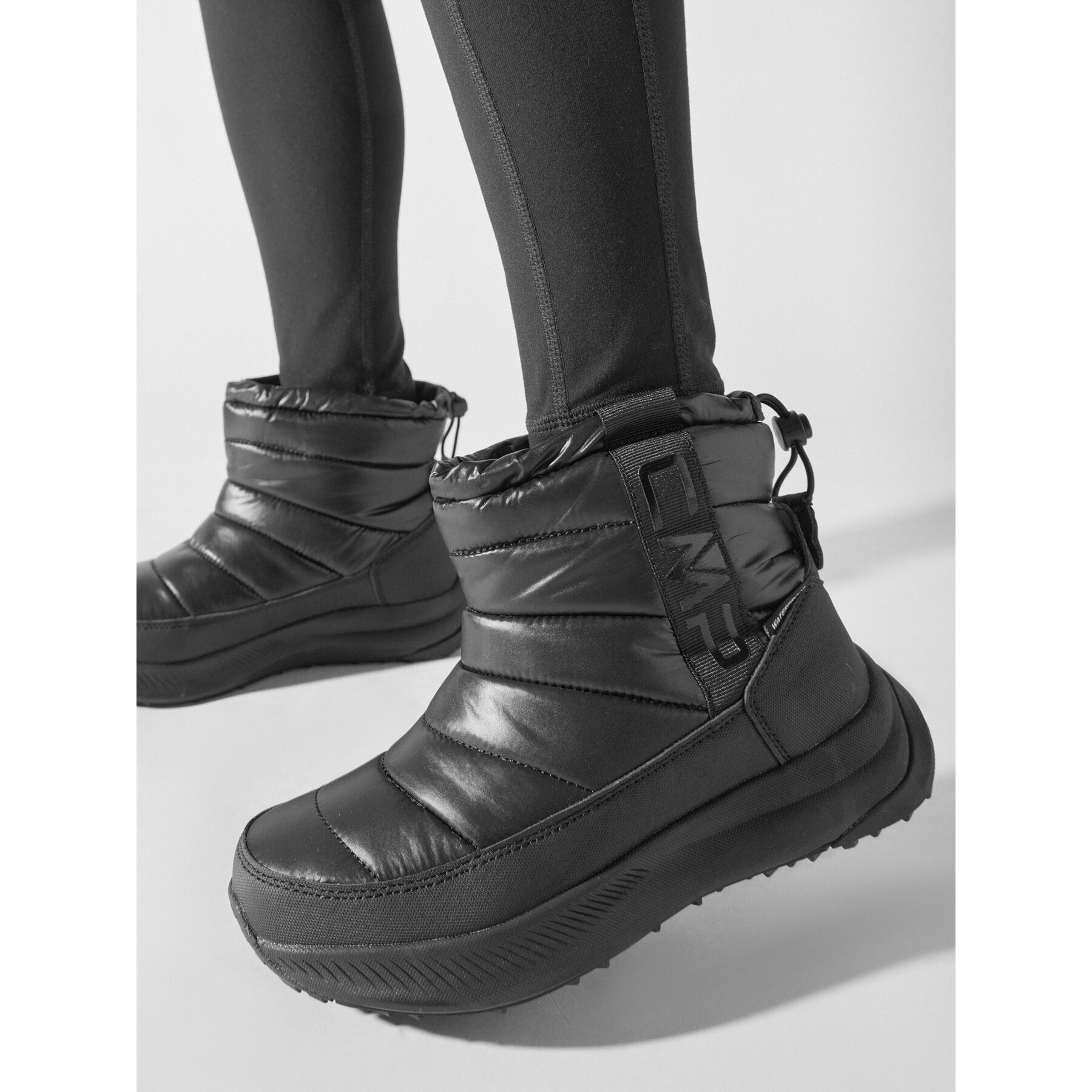 Cizme de zăpadă CMP Zoy Snowboots Wp 3Q79566 Negru