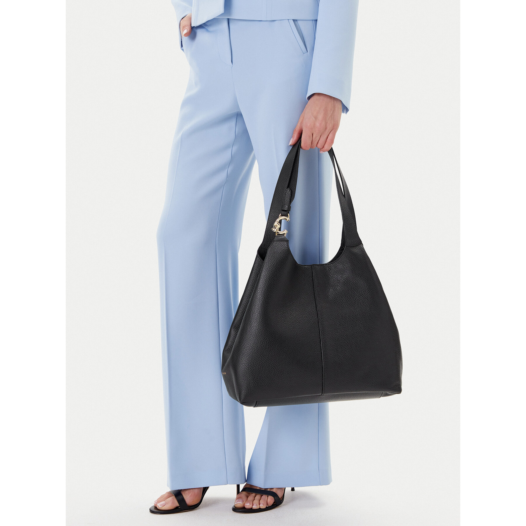 Дамска чанта Coccinelle E1 SHA 11 01 01 Черен