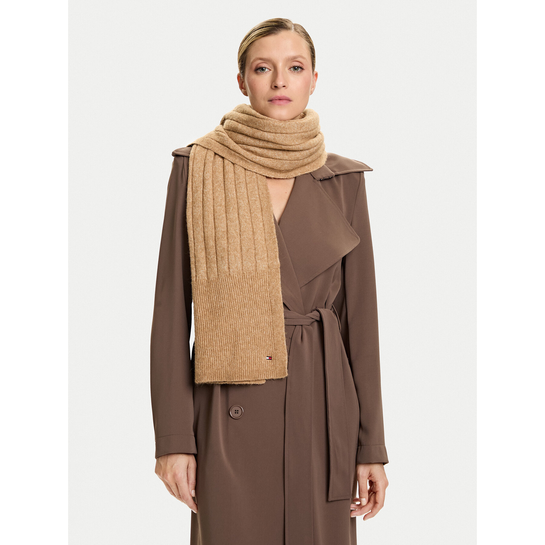 Fular Tommy Hilfiger Flag Fluffy AW0AW17787 Bej