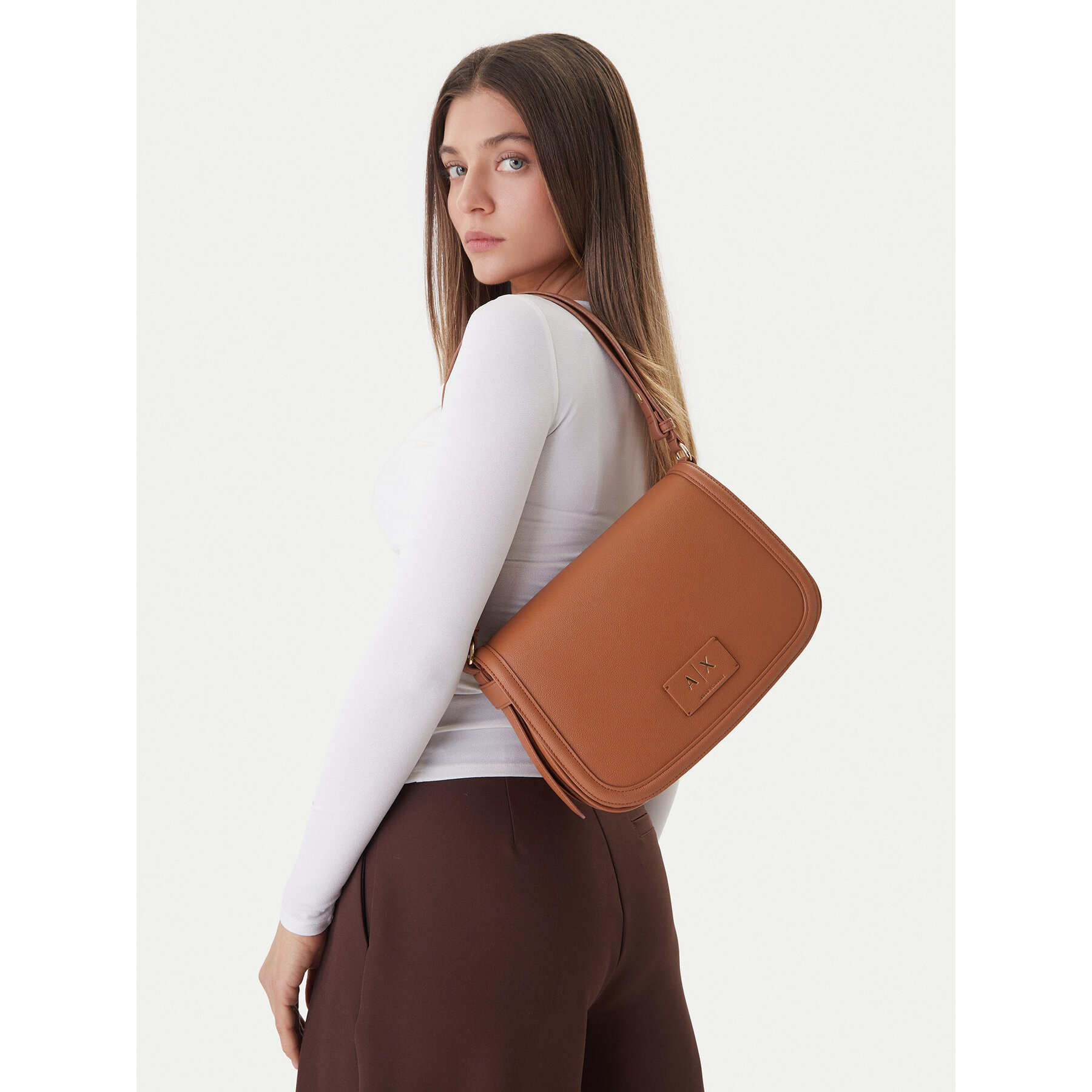Torbica Armani Exchange XW002594 AF22649 U6119 Smeđa