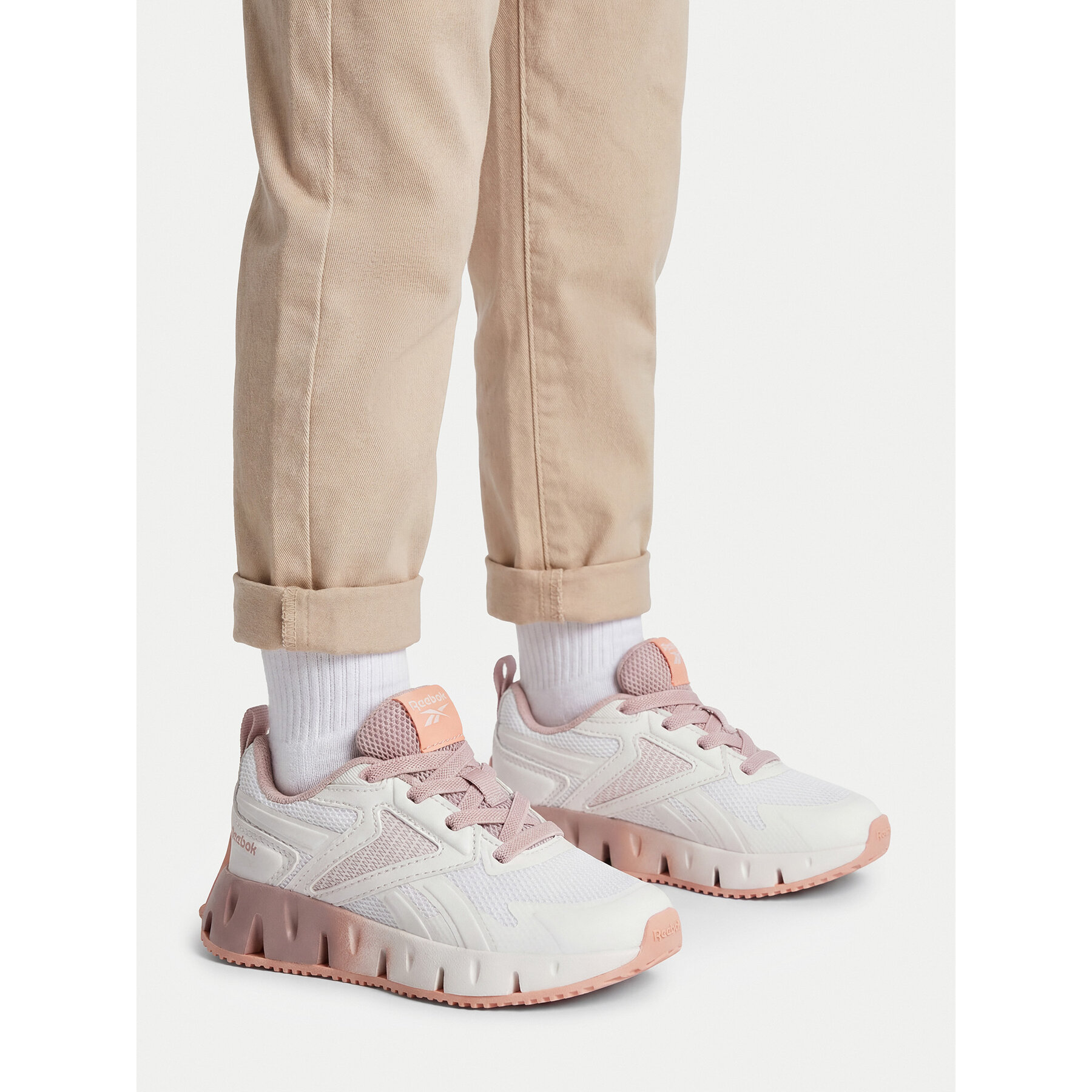 Sneakersy Reebok CEO-ZIG VECTOR AR30500RWQO Biela