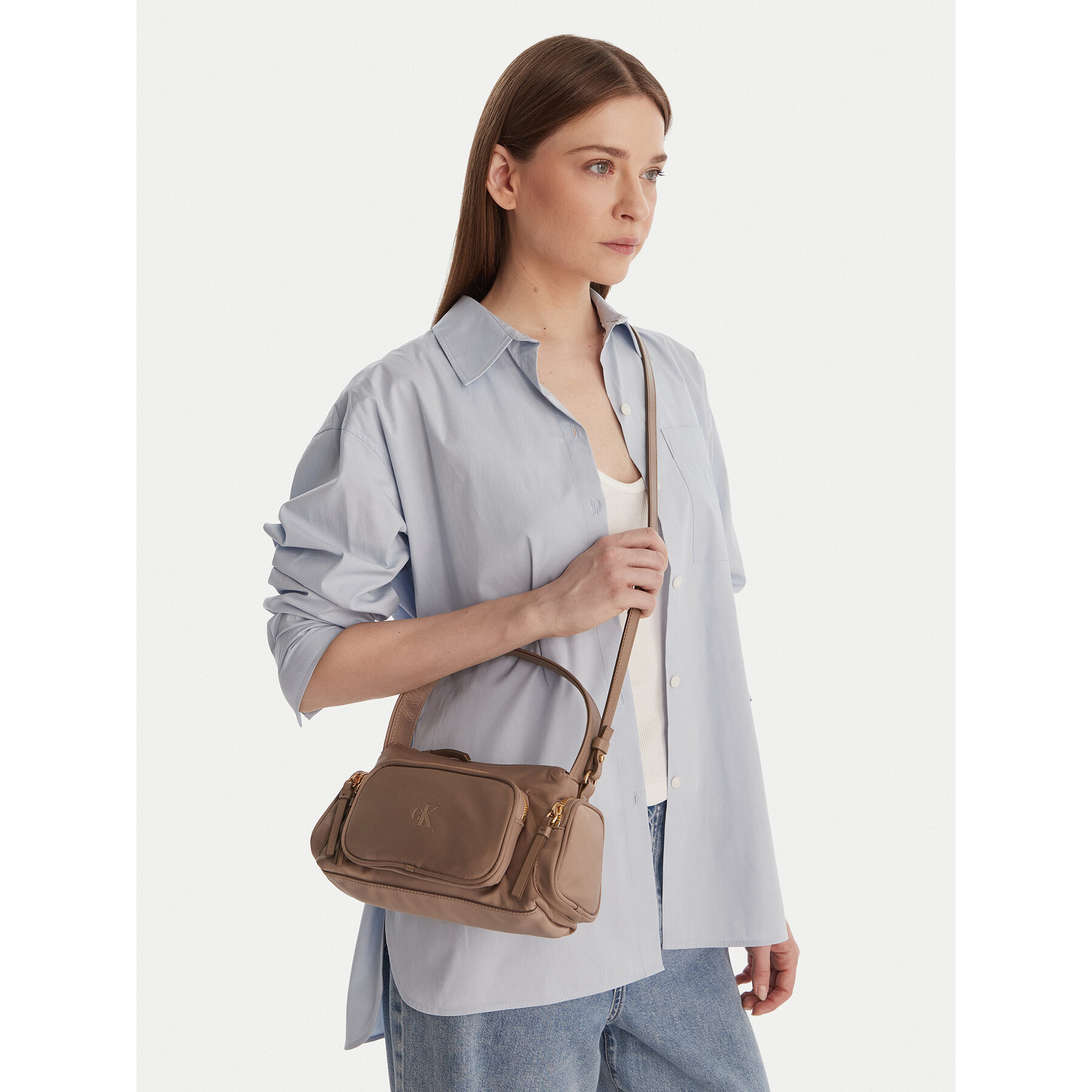 Ročna torba Calvin Klein Pocket Nylon Bag W/Strap LV04F3132G Bež
