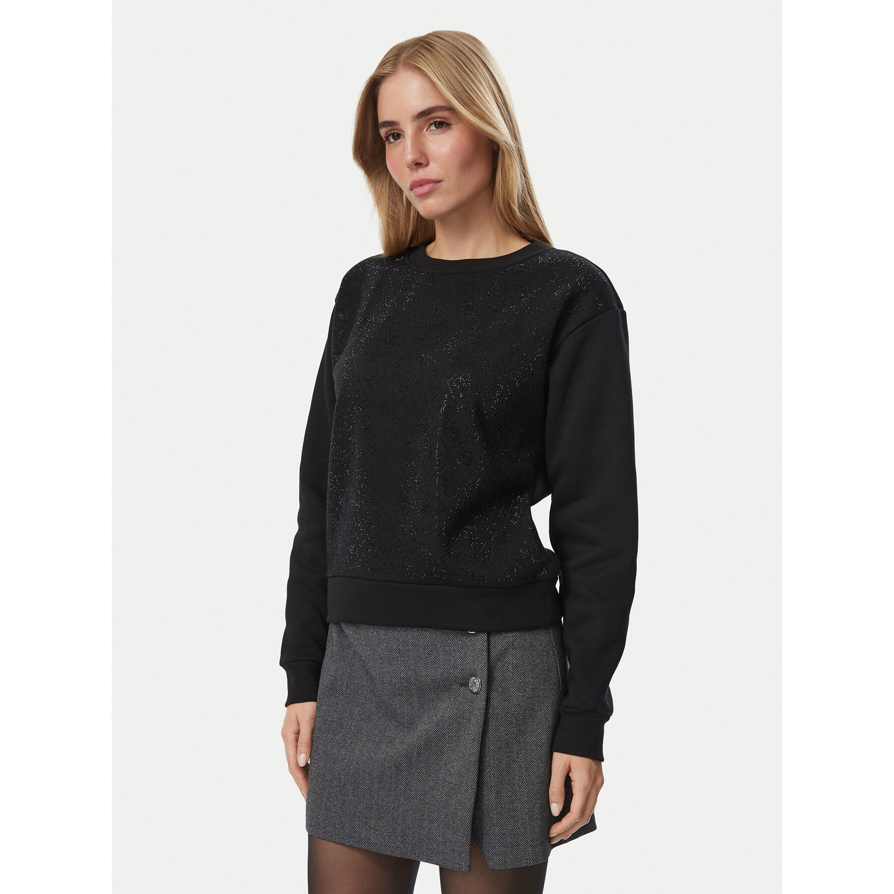 Guess Sweatshirt 184657 Schwarz Classic Fit