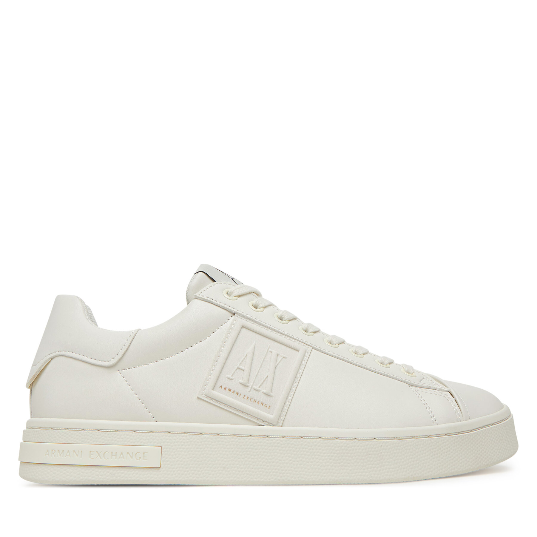 Sneakersy Armani Exchange XUX252 XV805 M801 Biela