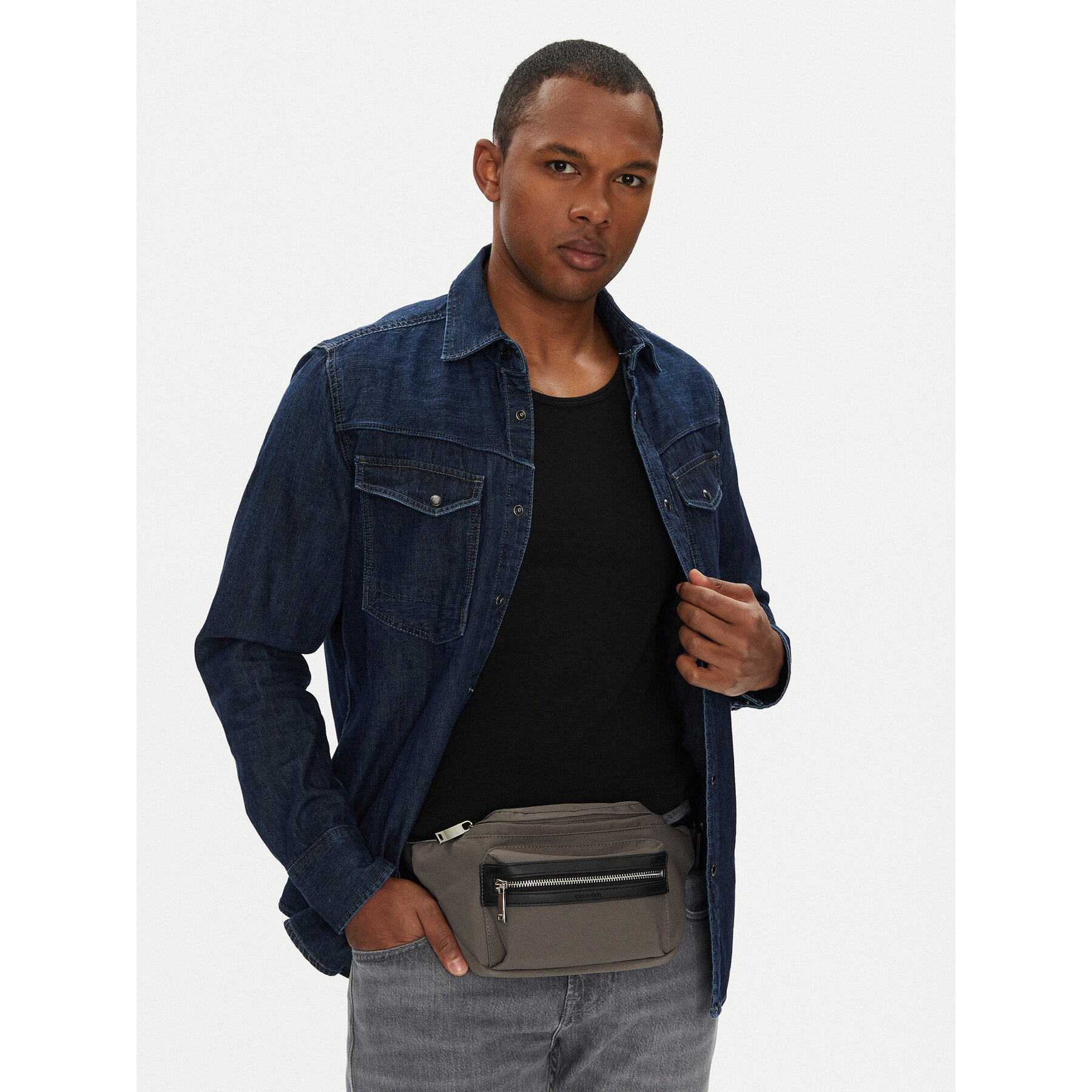 Torbica oko struka﻿ Calvin Klein Contrast Belt Bag LV04D3073G Siva