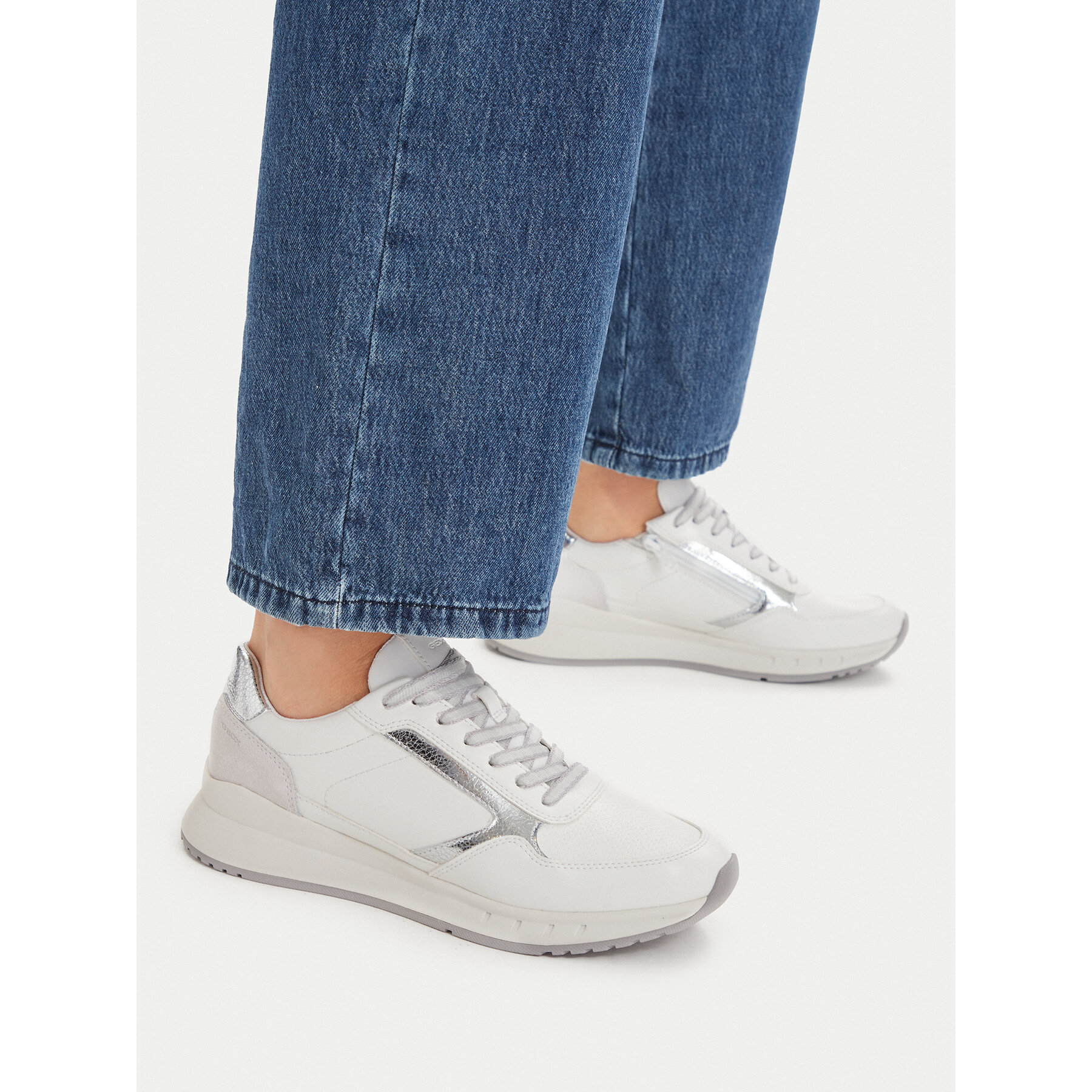 Sneakers Geox D Octaviee D659LB 05422 C0007 Alb