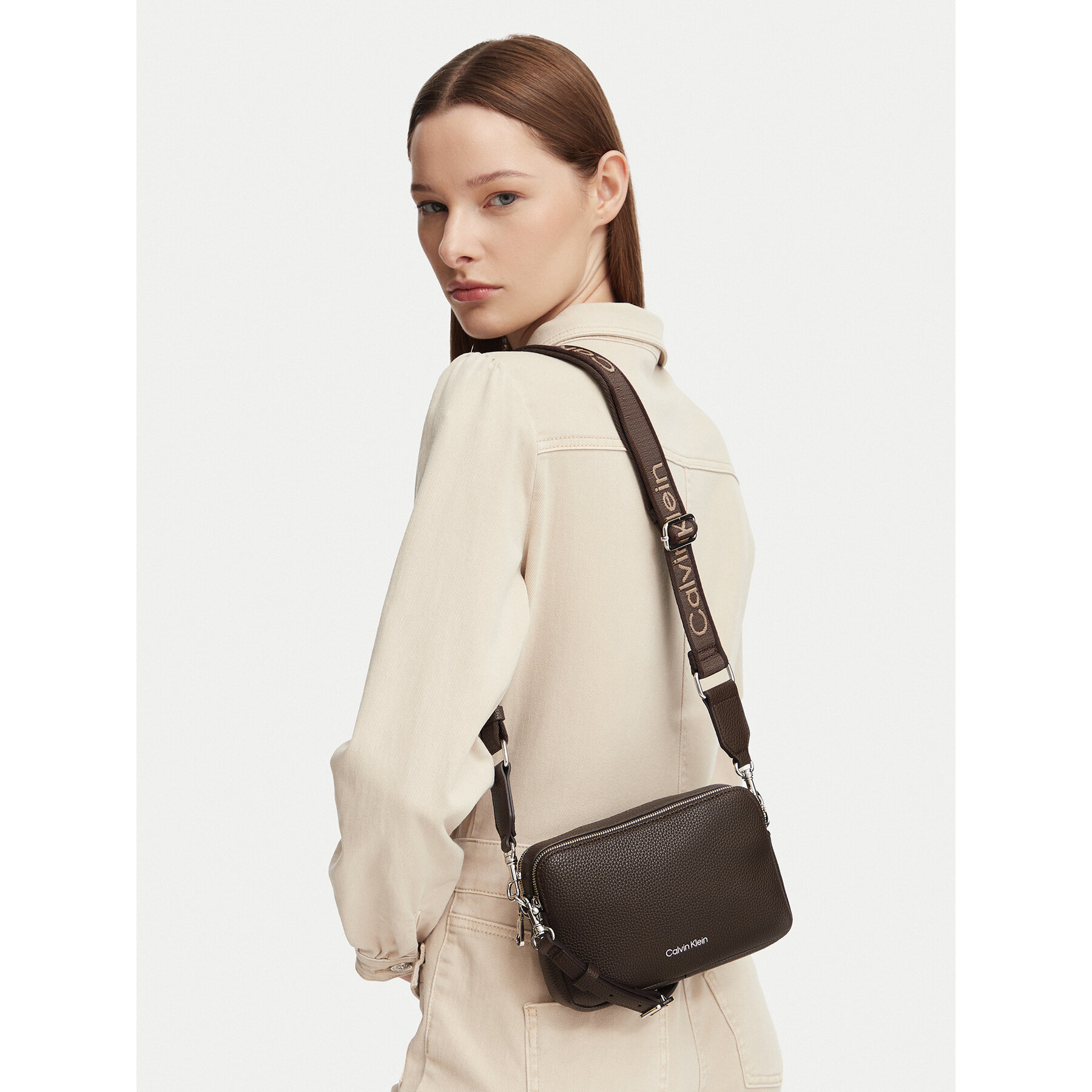 Geantă Calvin Klein Webbing 2X Strap Camera Bag LV04F3656G Maro închis