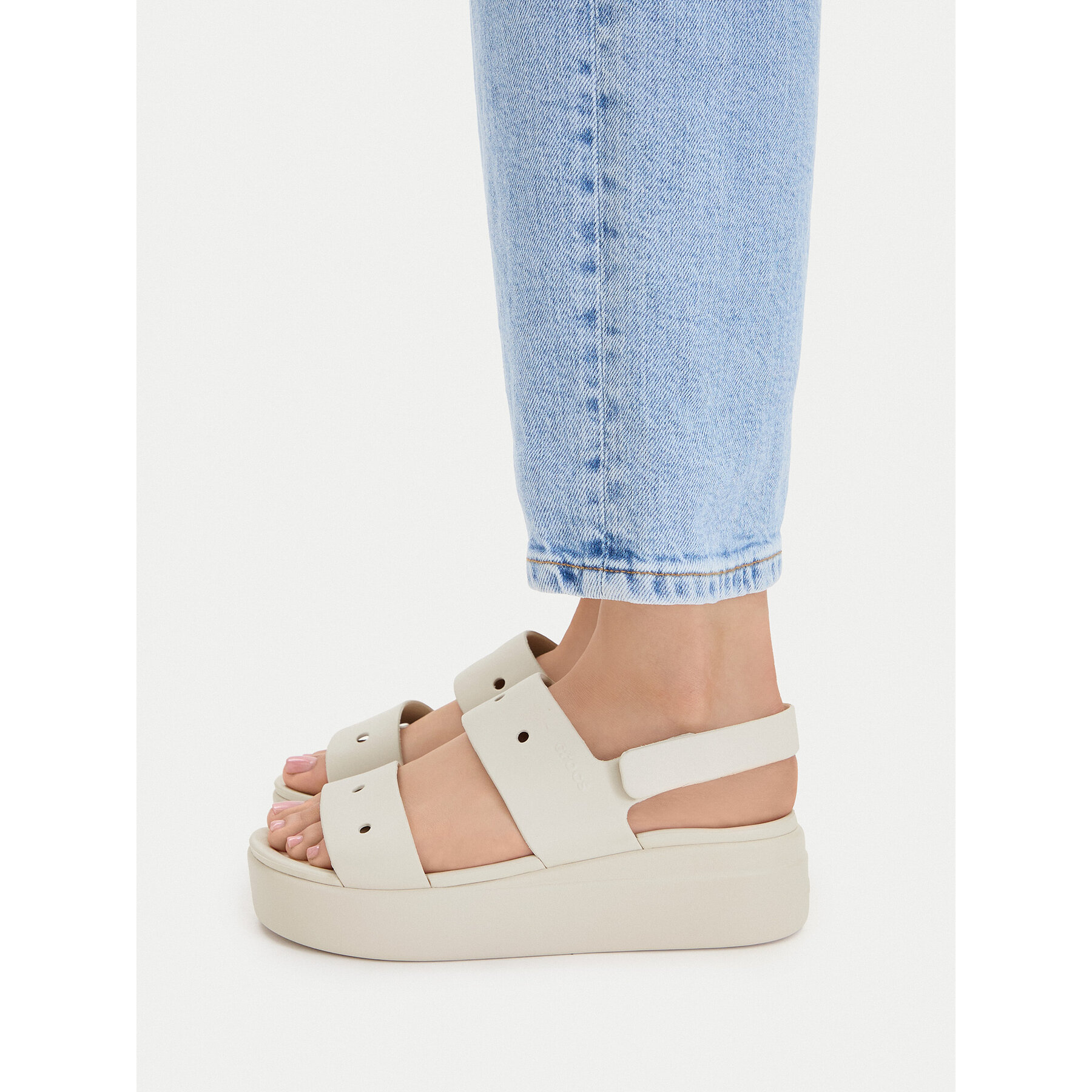 Сандали Crocs Brooklyn 4U 210676 Бежов