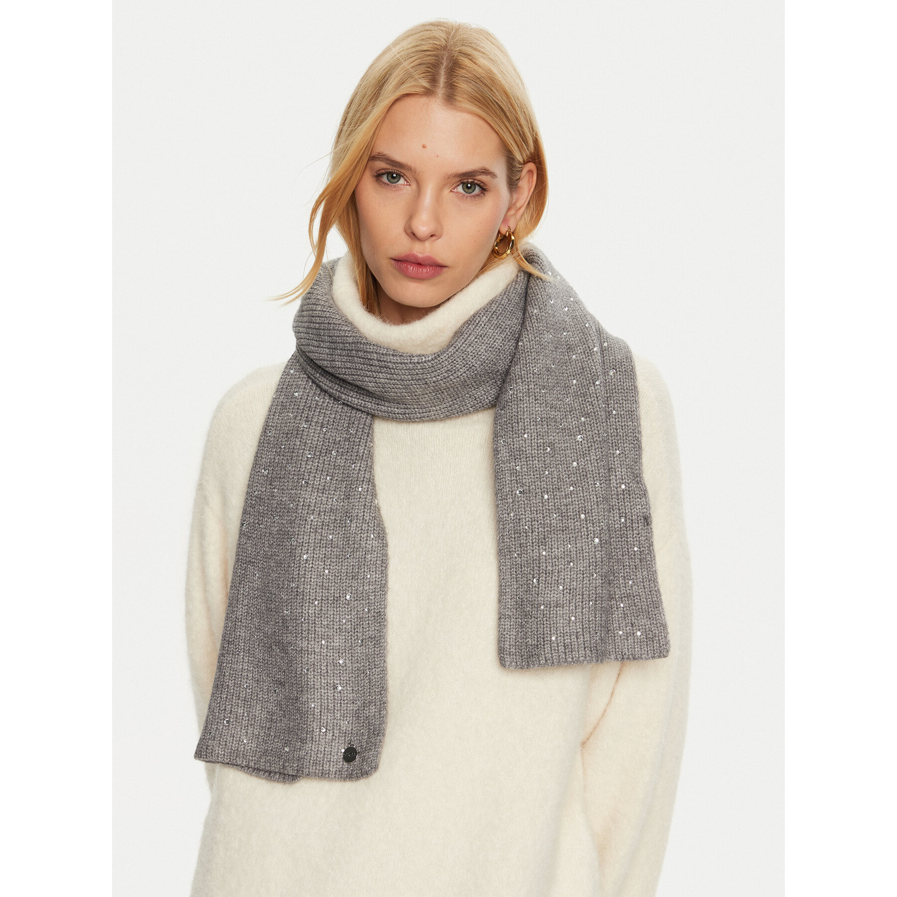  Sál Guess AW5214 POL03 Szürke akciós termékkép 1