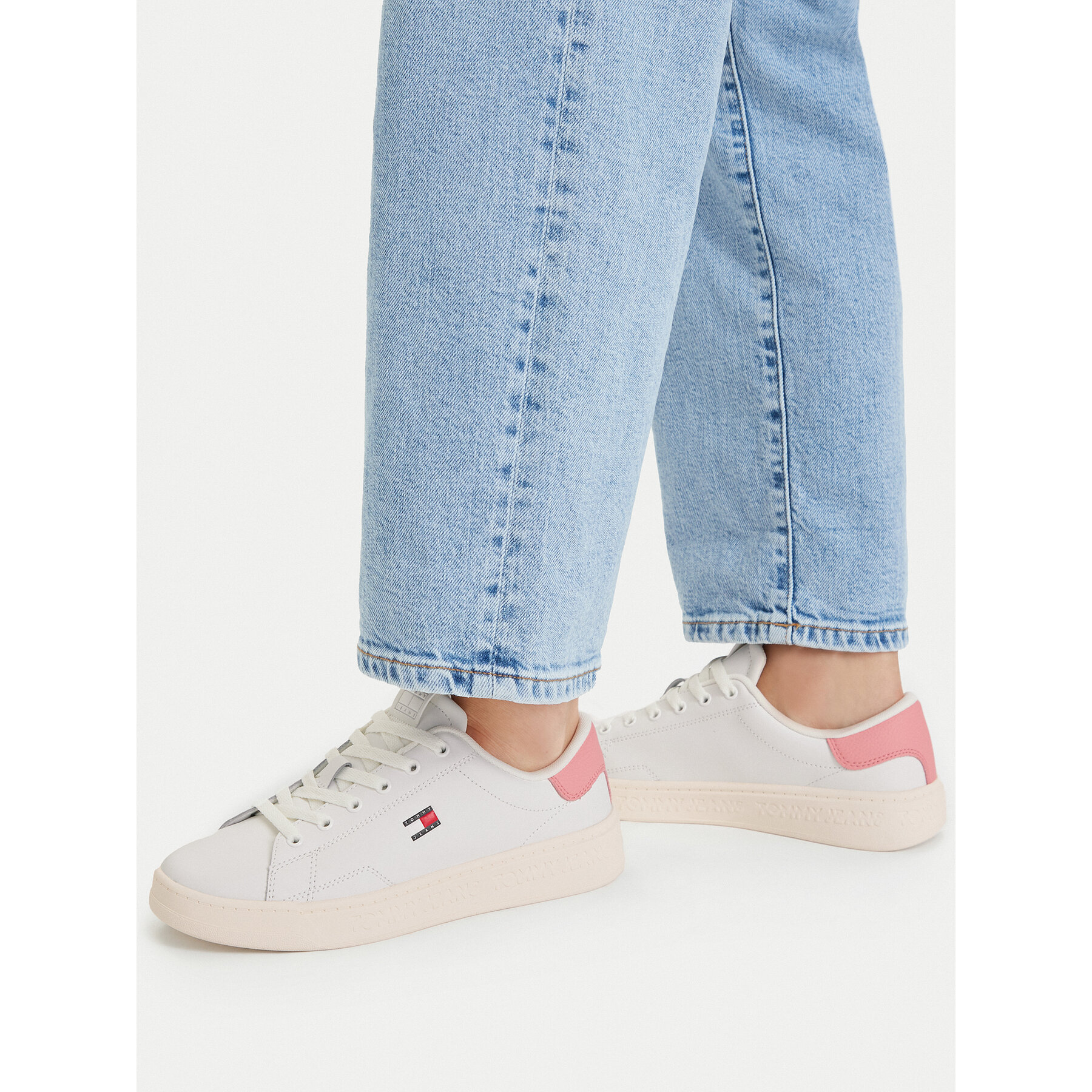 Tenisice Tommy Jeans Tjw Script Cupsole EN0EN02960 Bijela