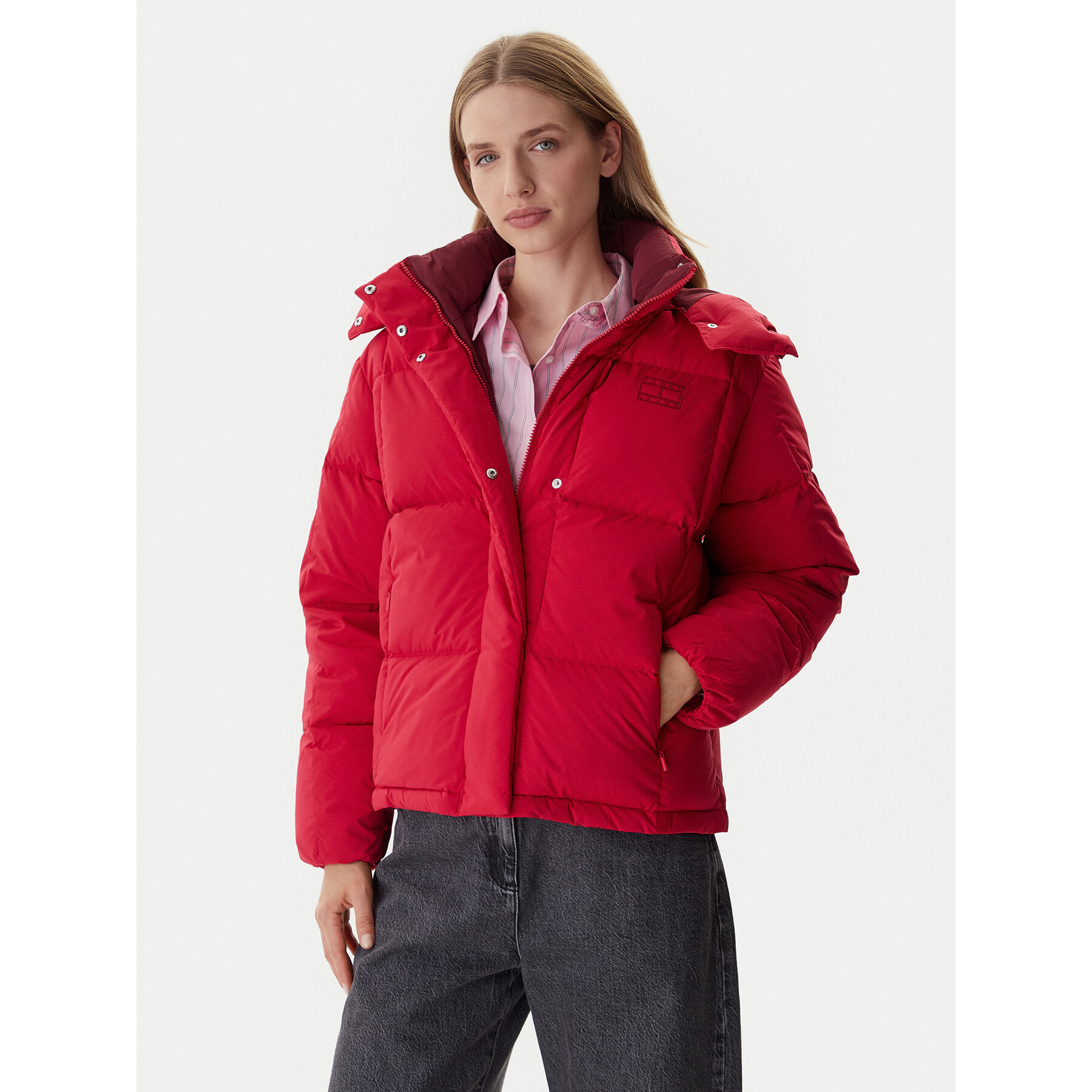 Tommy Jeans Daunenjacke Alaska DW0DW21623 Rot Relaxed Fit