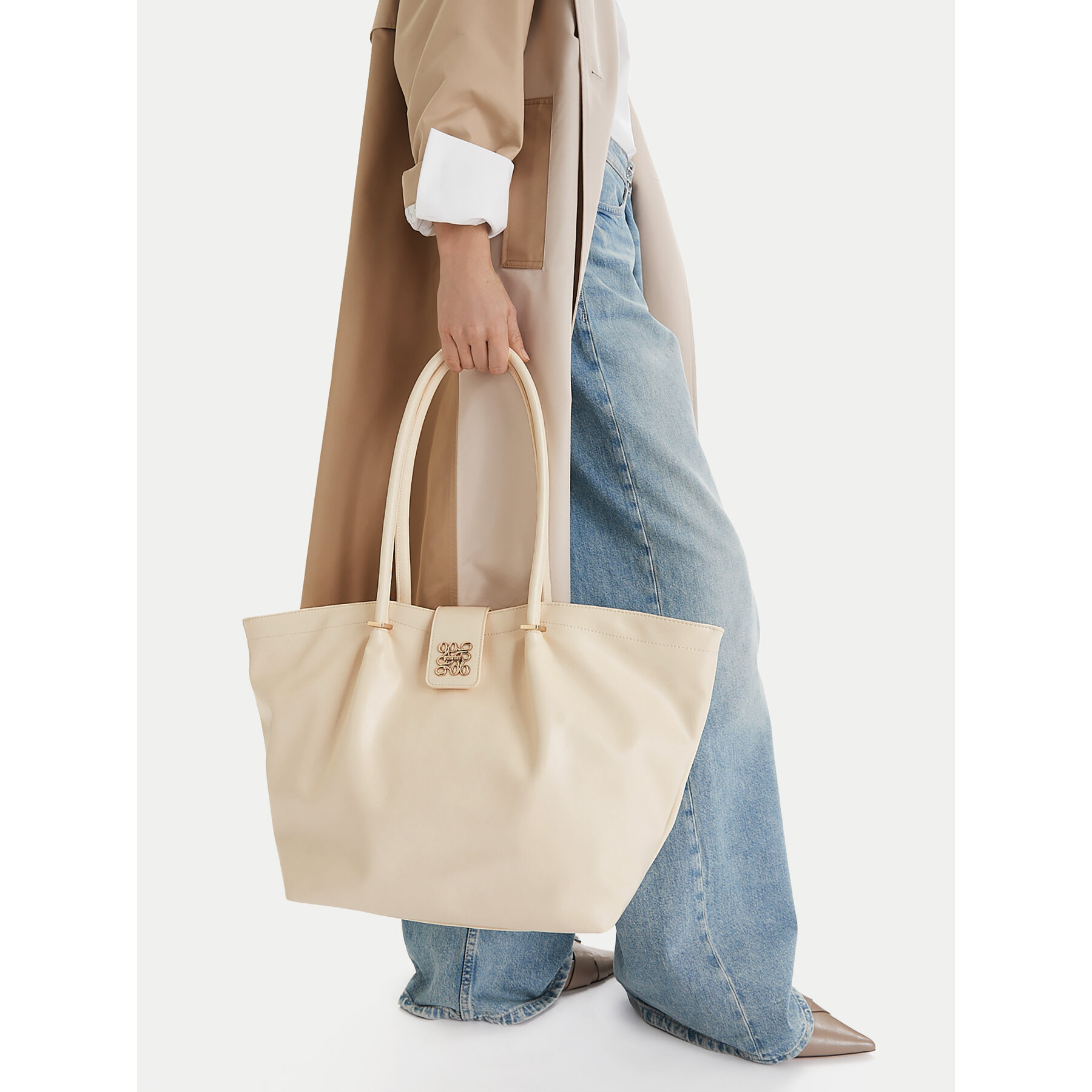 Дамска чанта Nine West CEO-Corsia-LA374-5201 Екрю
