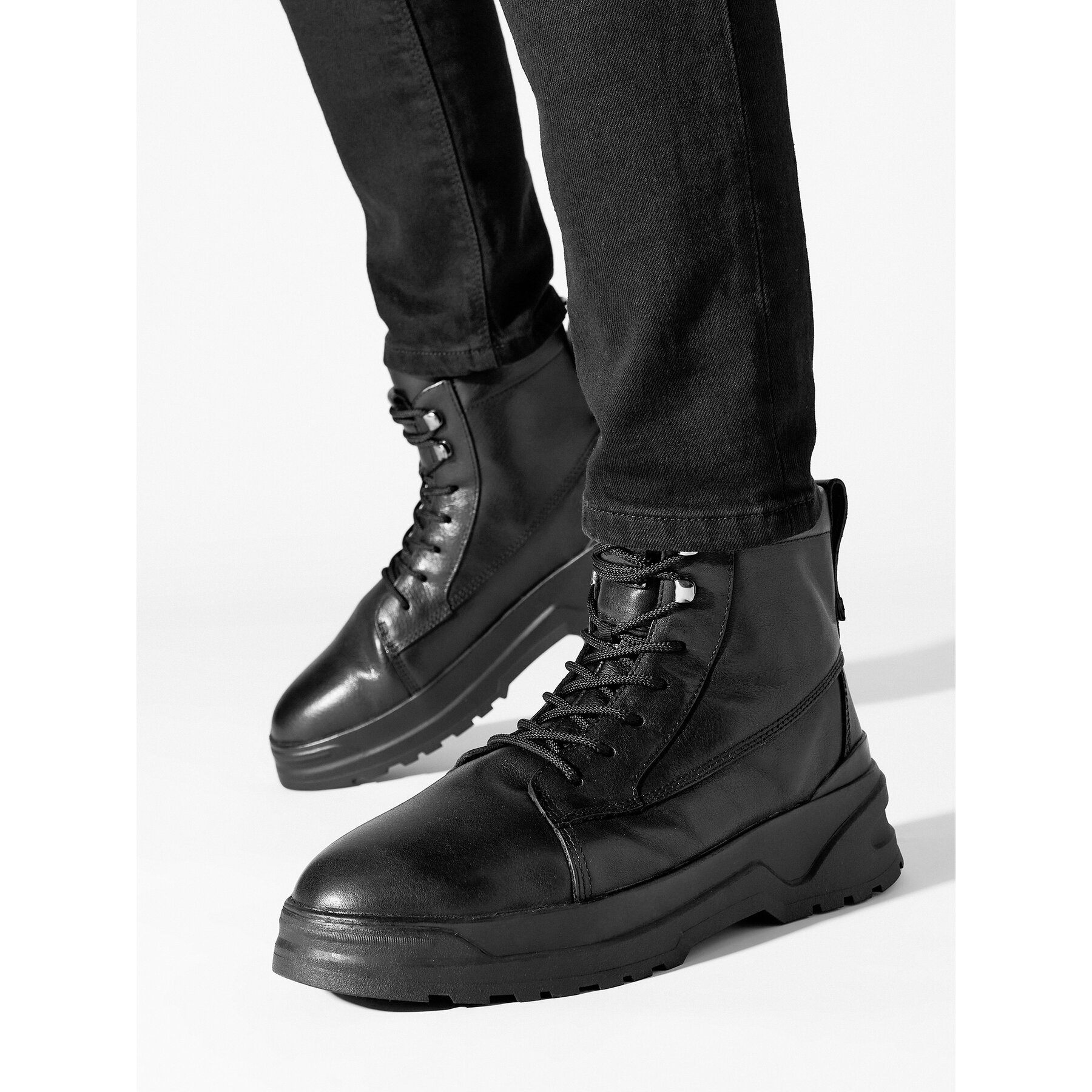 Outdoorová obuv Vagabond Shoemakers Isac 5292-001-20 Čierna