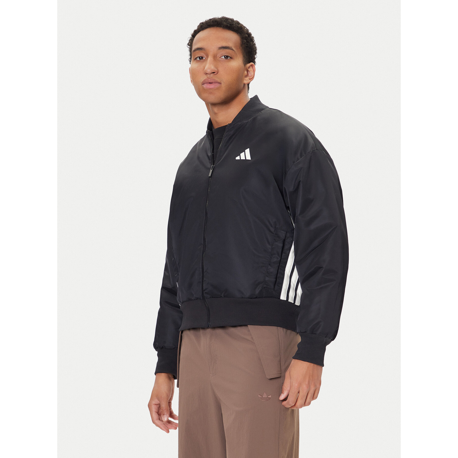 adidas Bomberjacke Stadium JN1825 Schwarz Loose Fit