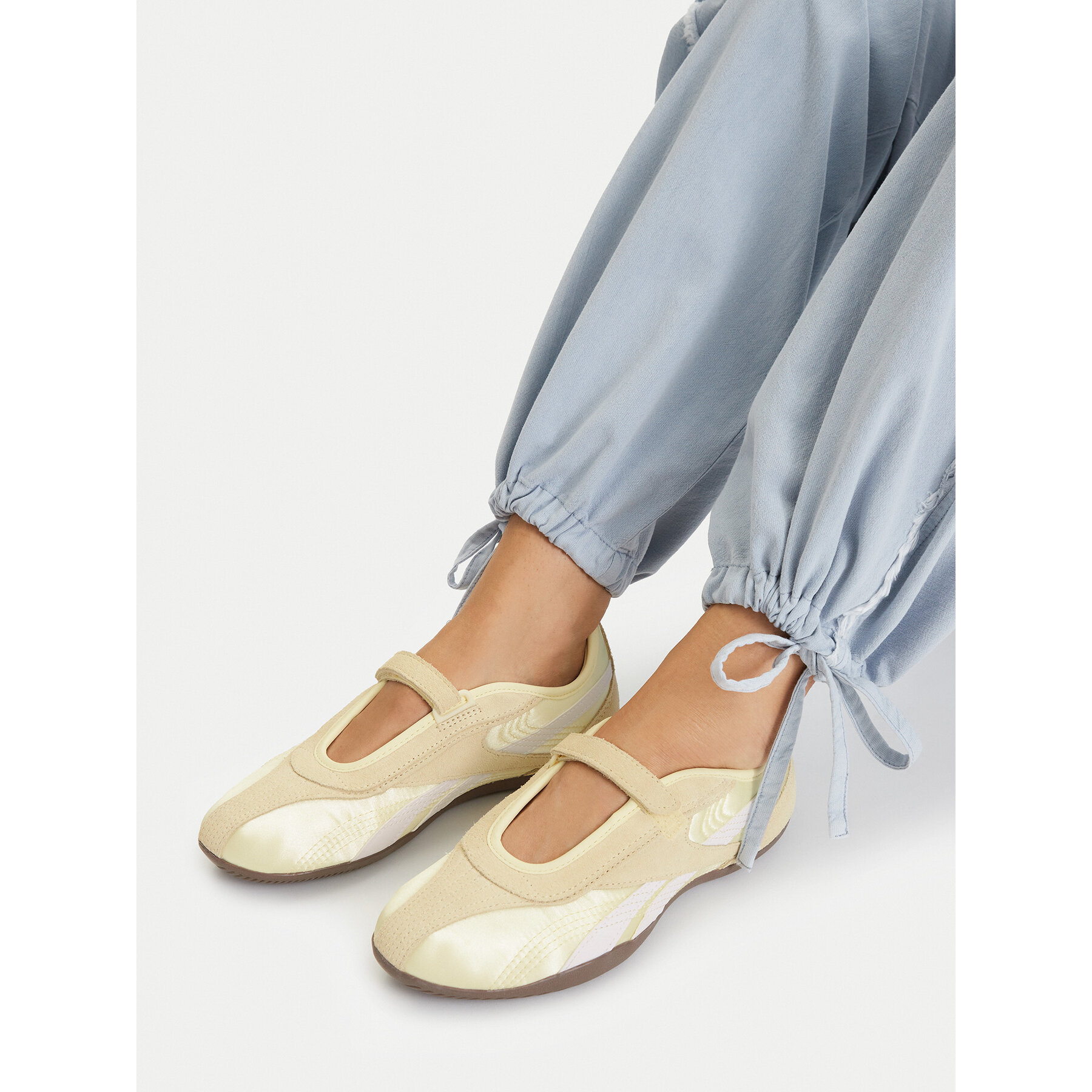 Balerinke Reebok CEOSS-ULTRA LO MARY JANE 100271637 Svetlo rumena