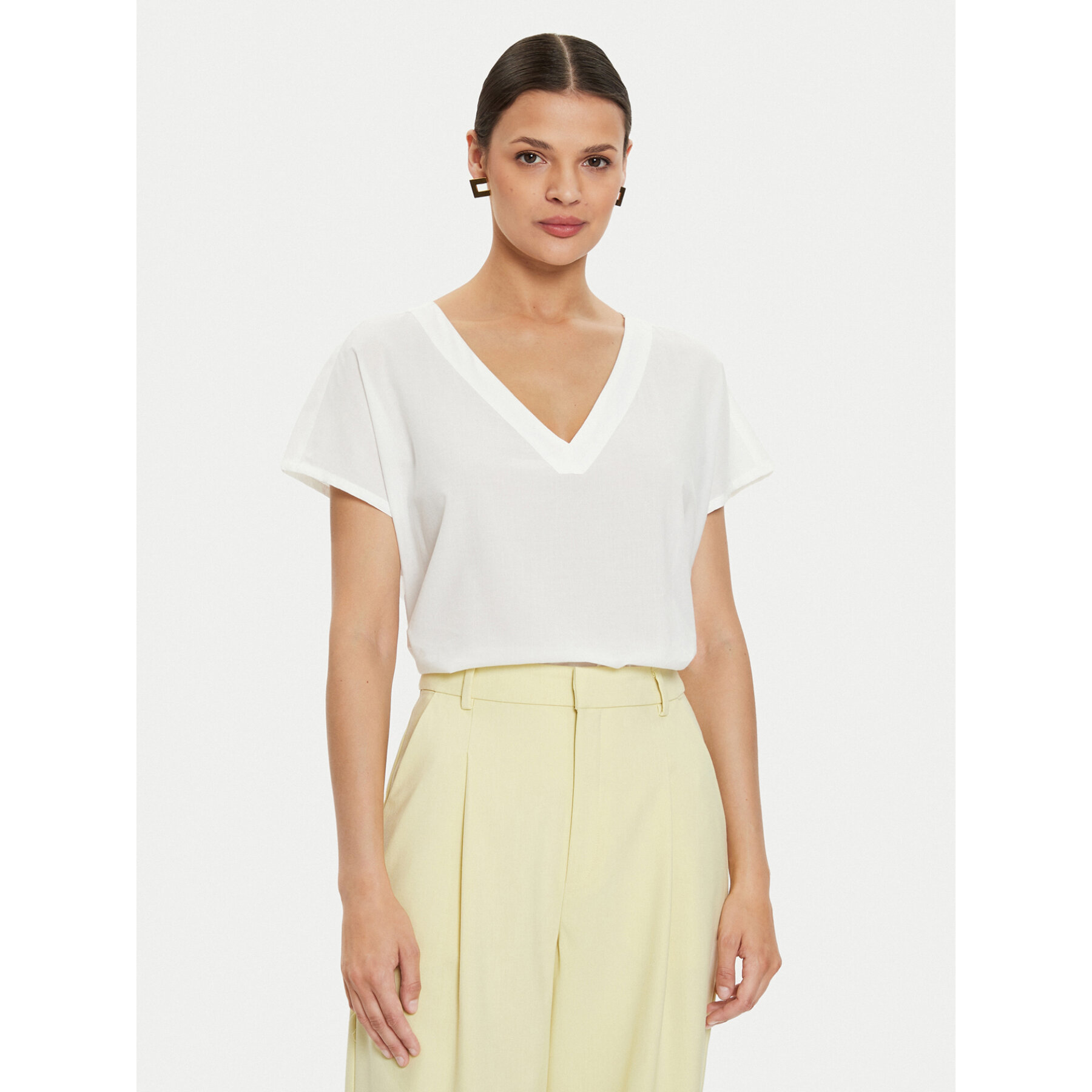 Mustang T-shirt Elsberry 1015086 Bianco Relaxed Fit