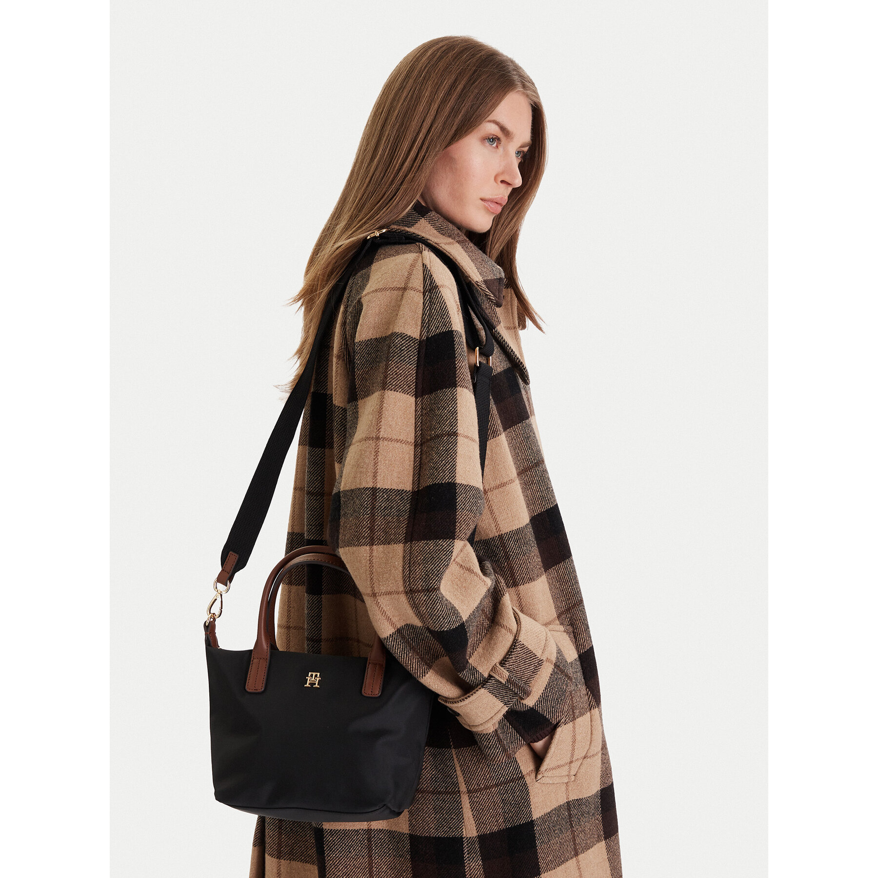 Torbica Tommy Hilfiger Popette Mini Tote AW0AW17709 Crna