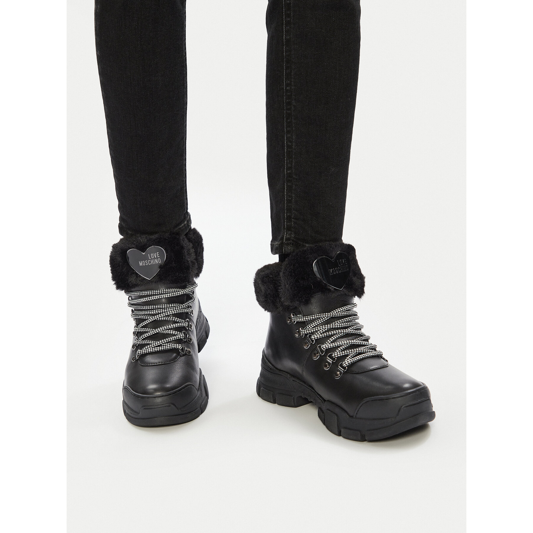 Gležnjače LOVE MOSCHINO JA15484G0LIAS00A Crna