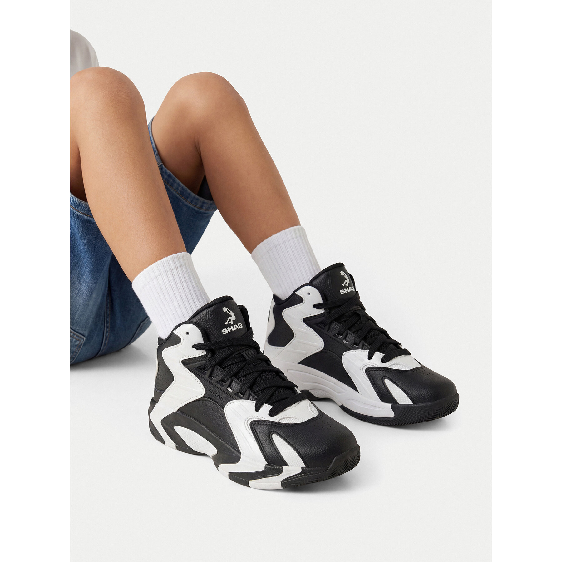 Sneakersy SHAQ EO-DEVASTATOR 2.0 AQ95042Y-BW Čierna