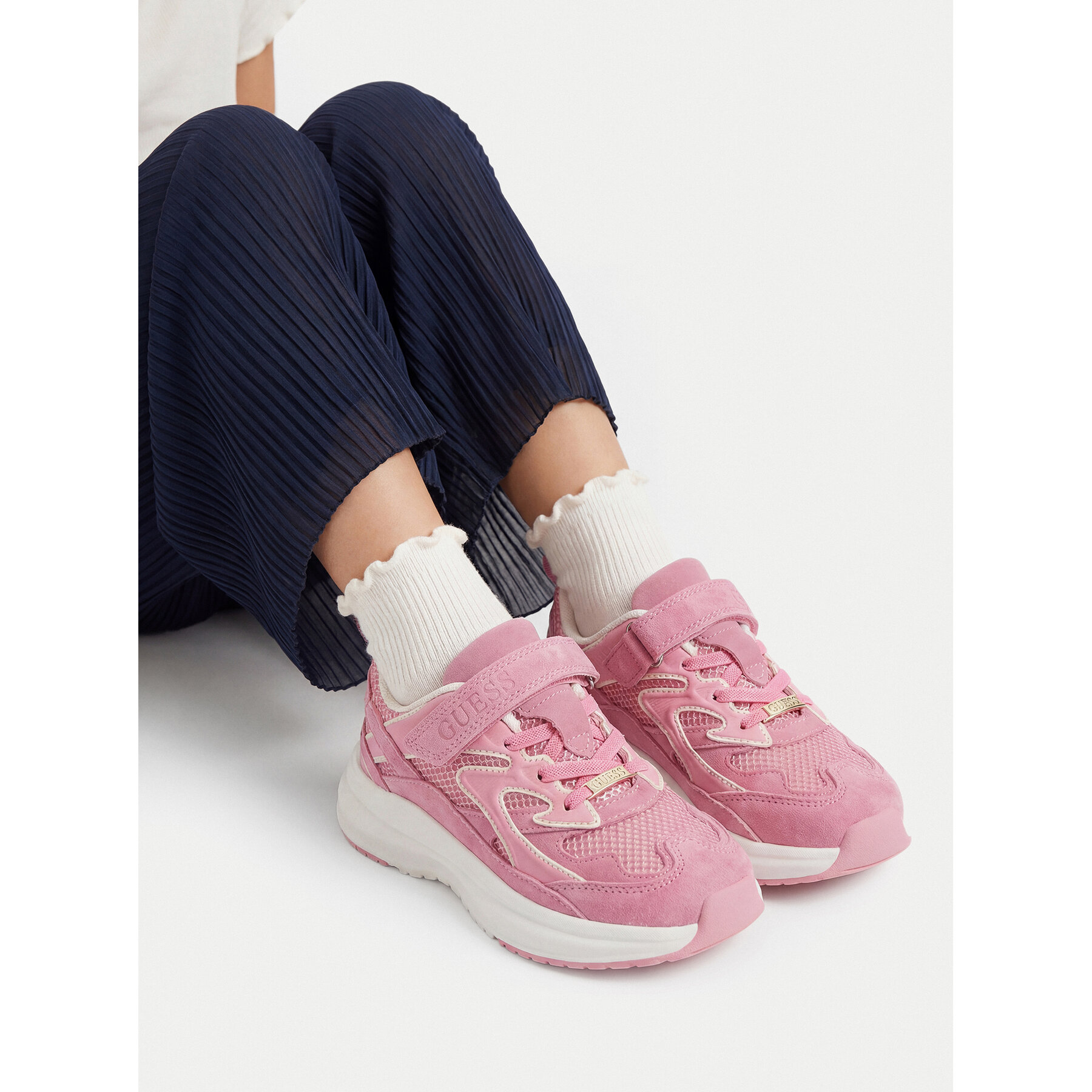Сникърси Guess CEO-CP40-5K-258AL Розов